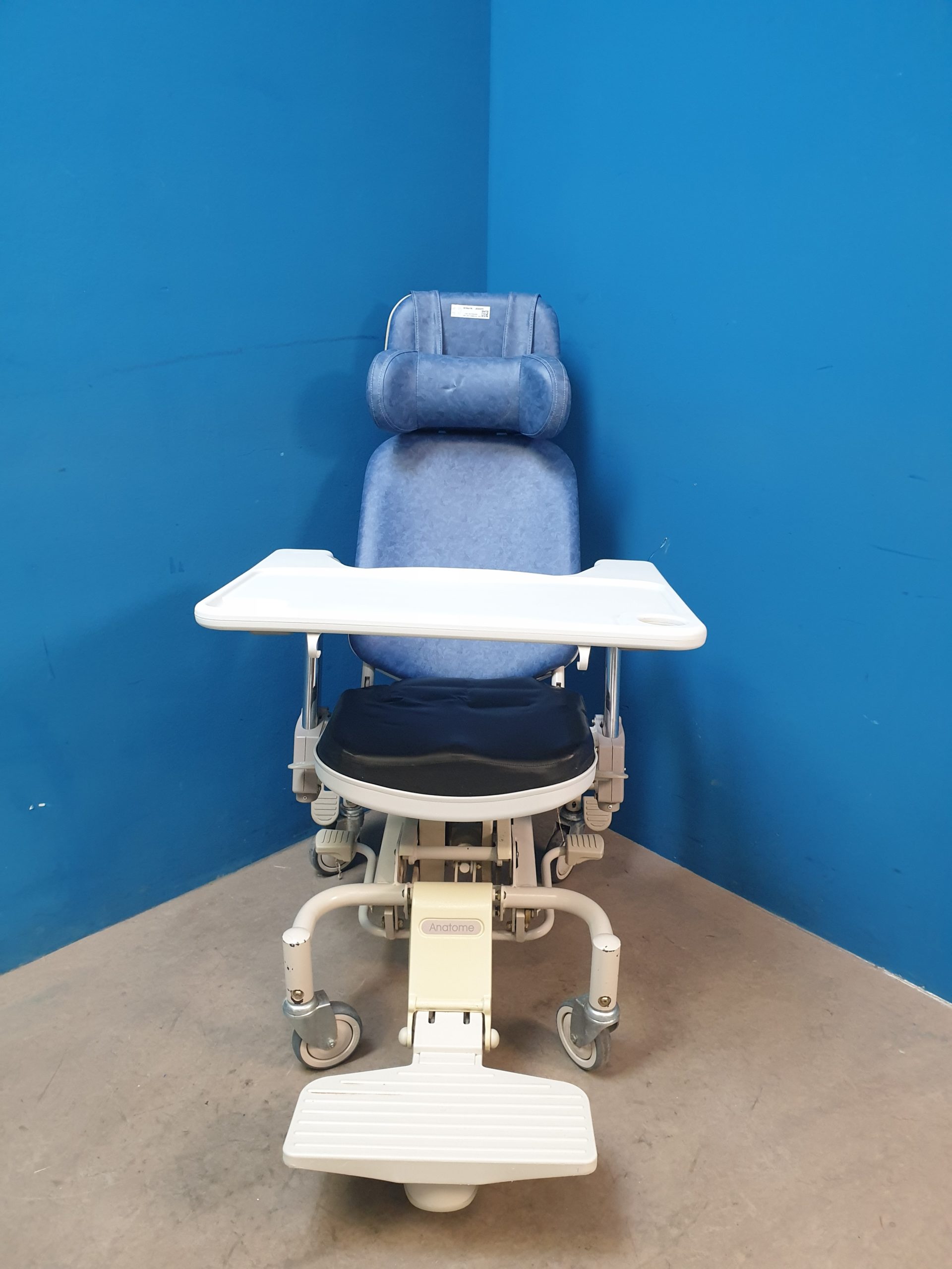 HILL-ROM Anatome SM 647B - SM647B - Pflegesessel, Patientenstuhl Fahrbar – Bild 5