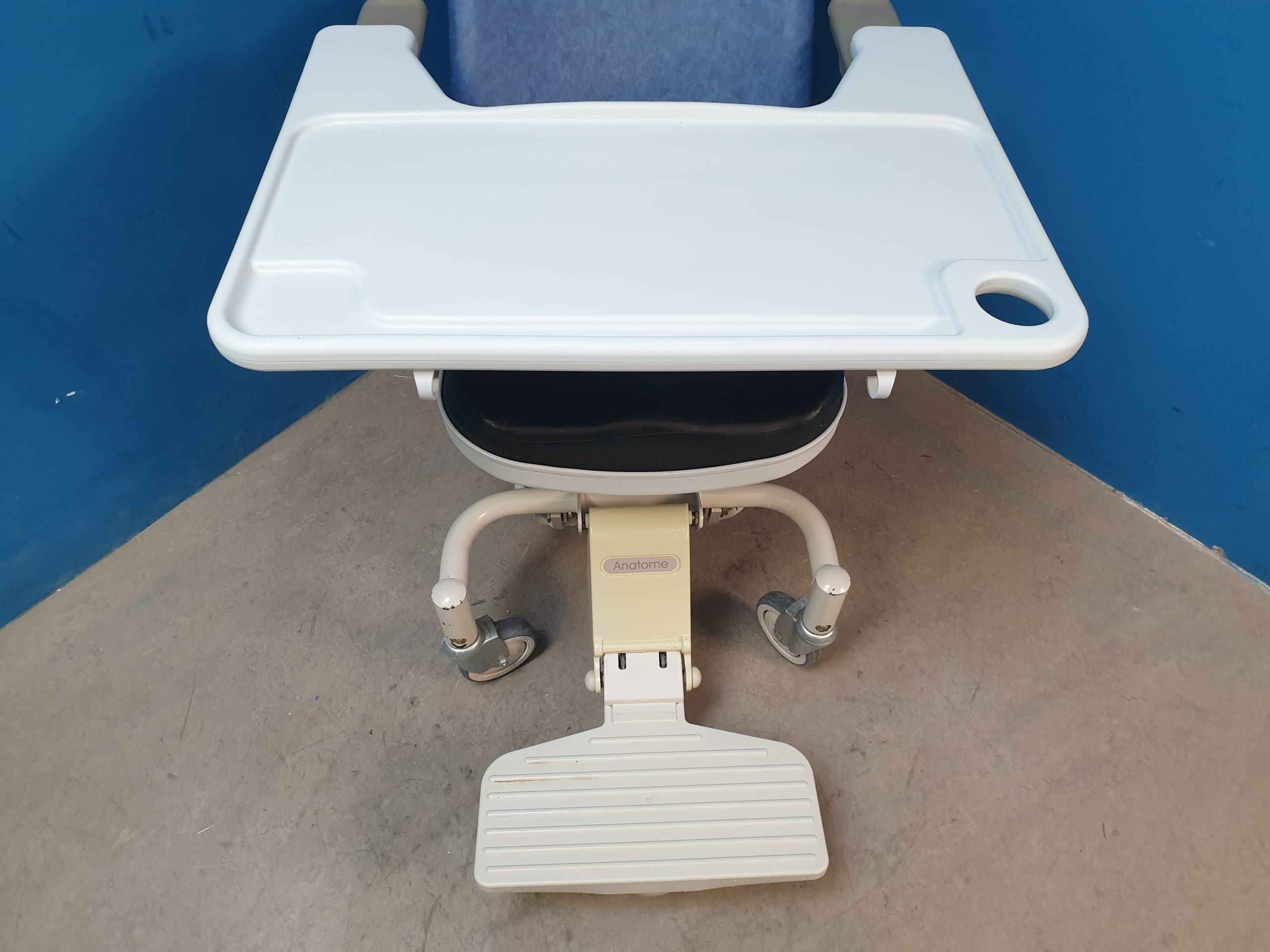 HILL-ROM Anatome SM 647B - SM647B - Pflegesessel, Patientenstuhl Fahrbar – Bild 6