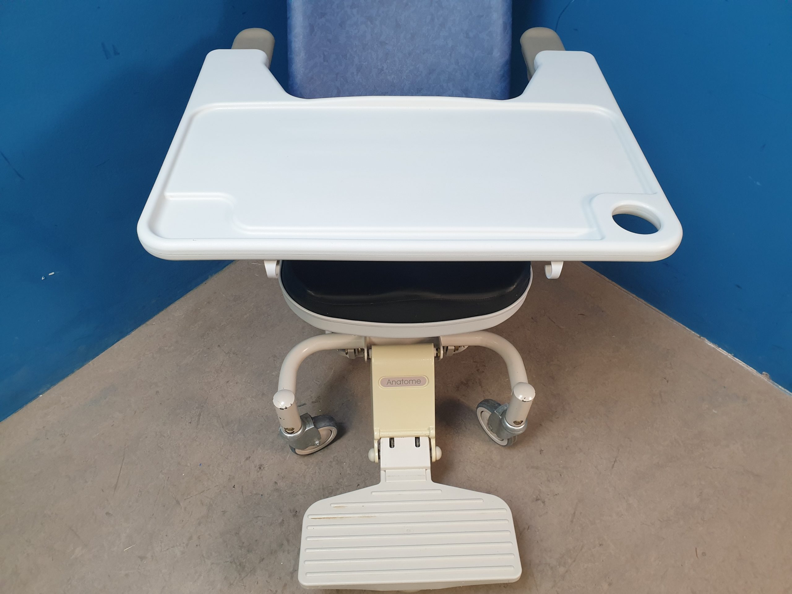 HILL-ROM Anatome SM 647B - SM647B - Pflegesessel, Patientenstuhl Fahrbar – Bild 7