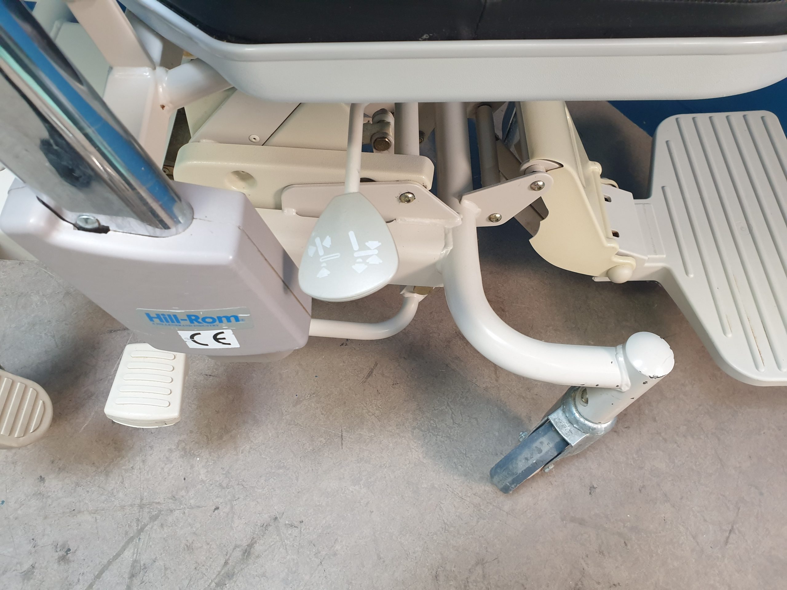 HILL-ROM Anatome SM 647B - SM647B - Pflegesessel, Patientenstuhl Fahrbar – Bild 12