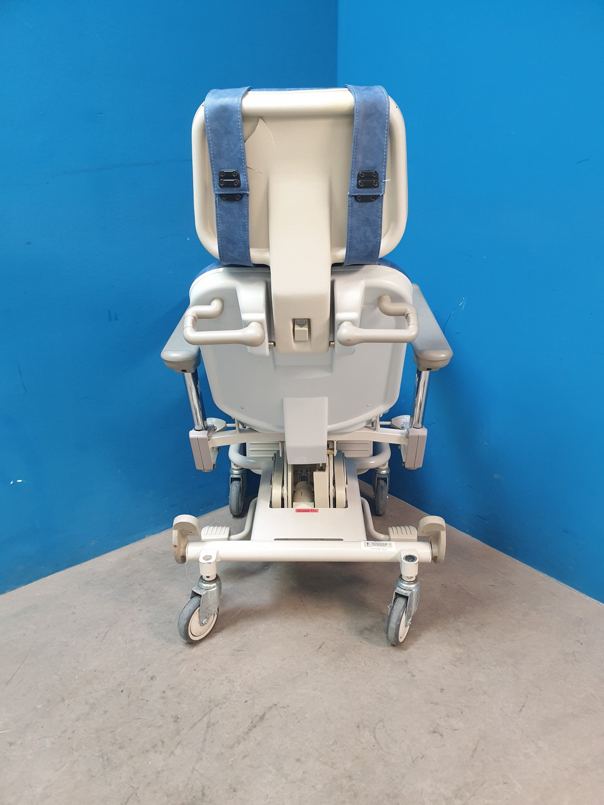 HILL-ROM Anatome SM 647B - SM647B - Pflegesessel, Patientenstuhl Fahrbar – Bild 16