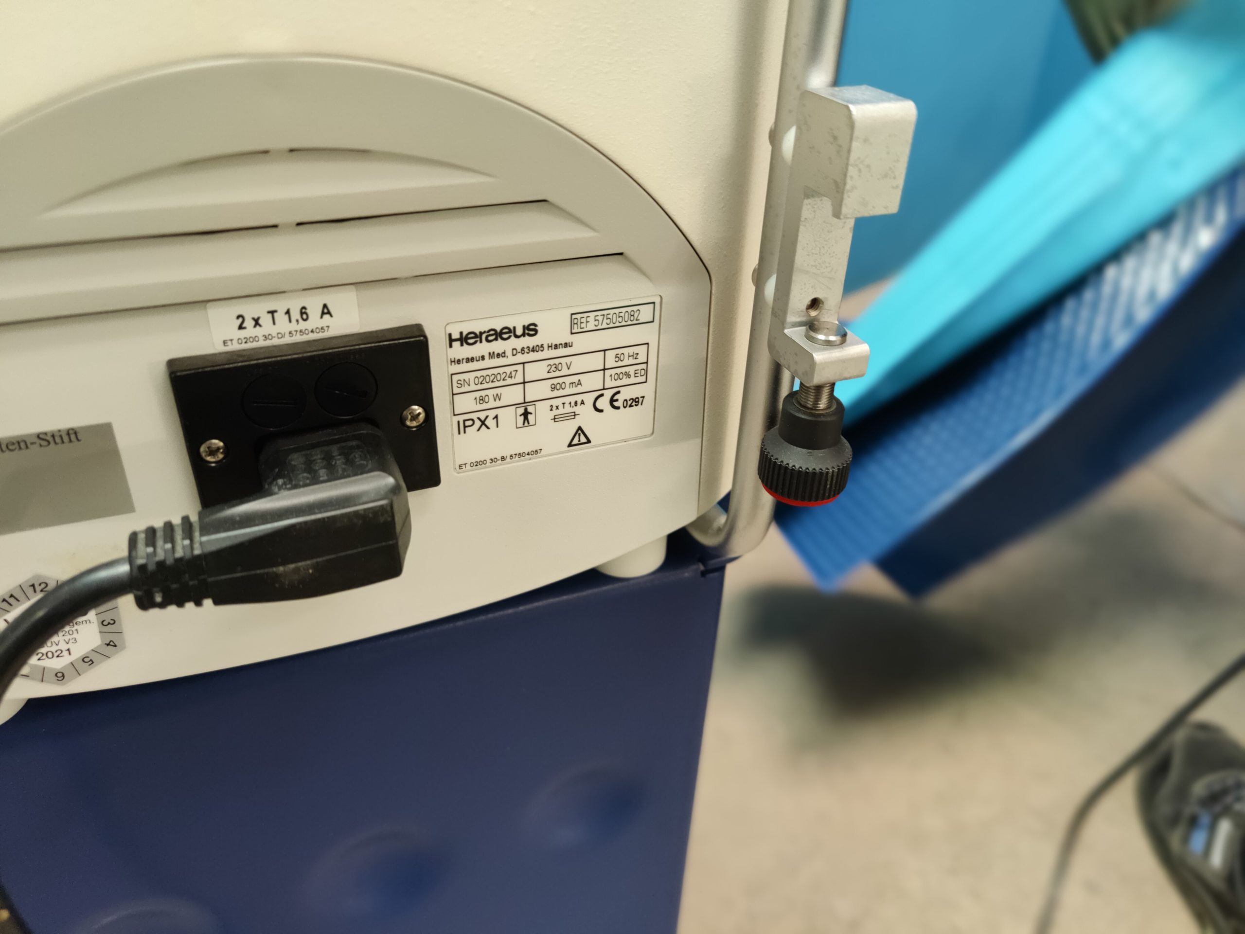 Medap Bora P 2060 Absauggerät Absaugpumpe Sekretsauger Chirurgiesauger fahrbar – Bild 9