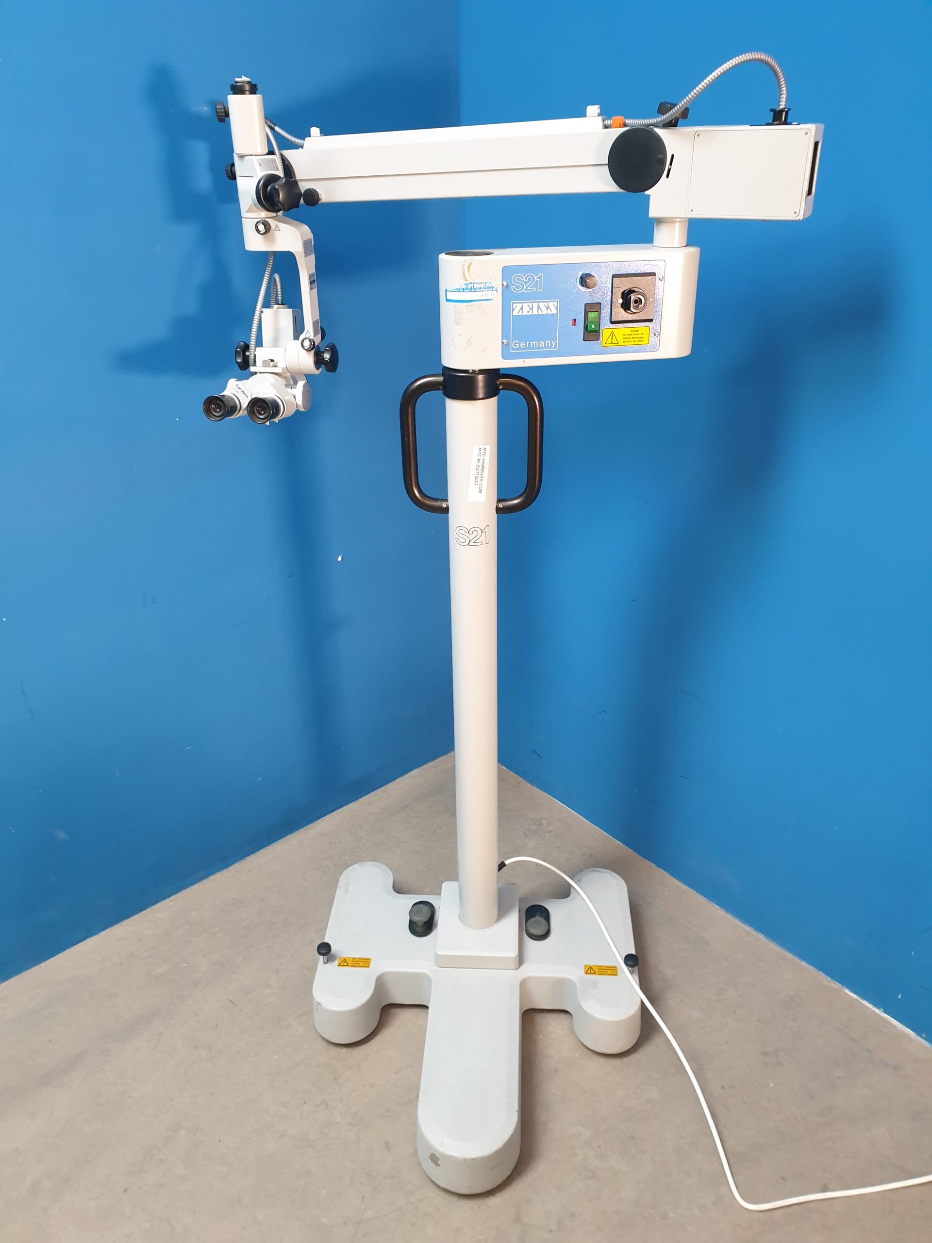 Zeiss OPMI 111 mit S21 Standfuß