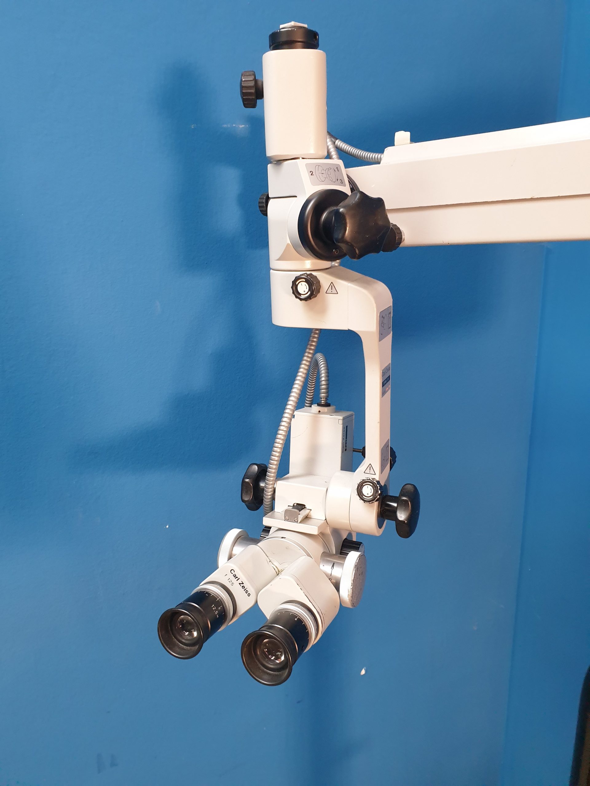 Zeiss OPMI 111 mit S21 Standfuß – Bild 3