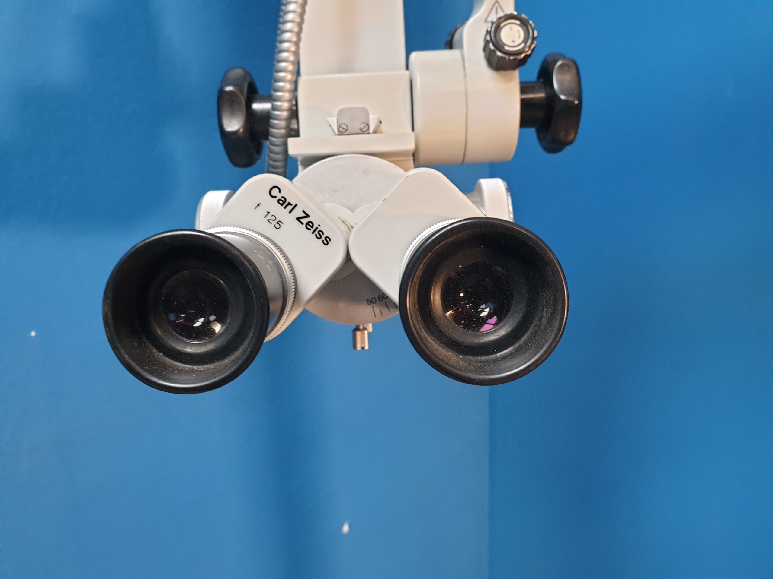 Zeiss OPMI 111 mit S21 Standfuß – Bild 4