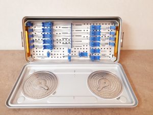 Medtronic 9734444 STERILISATIONSBOX- AUFBEWAHRUNGSBOX FÜR  StealthStation CD Horizon Solera Taps and Driver