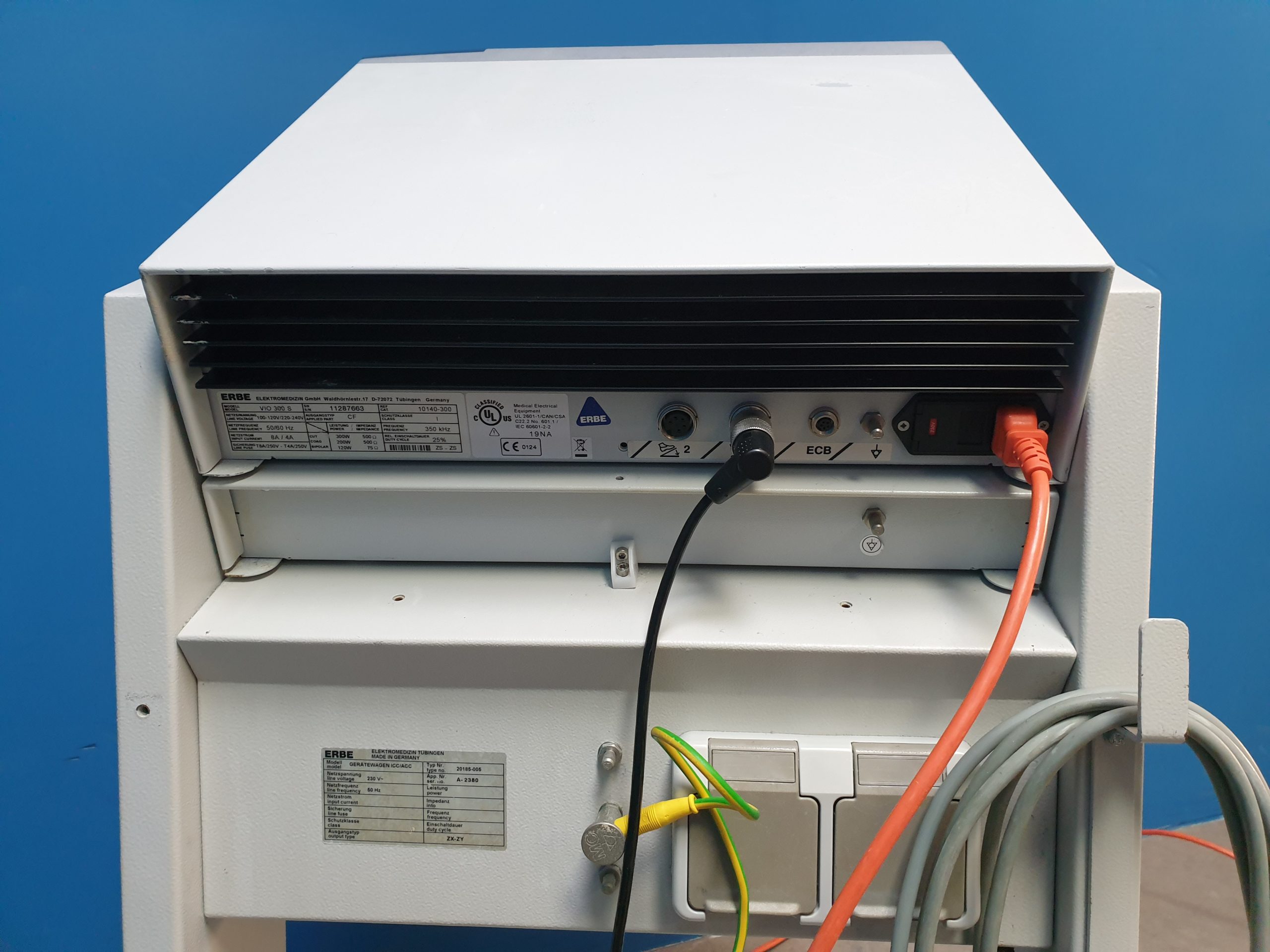 Erbe Vio 300S + NT2 HF Gerät Electrosurgical Unit System – Bild 17