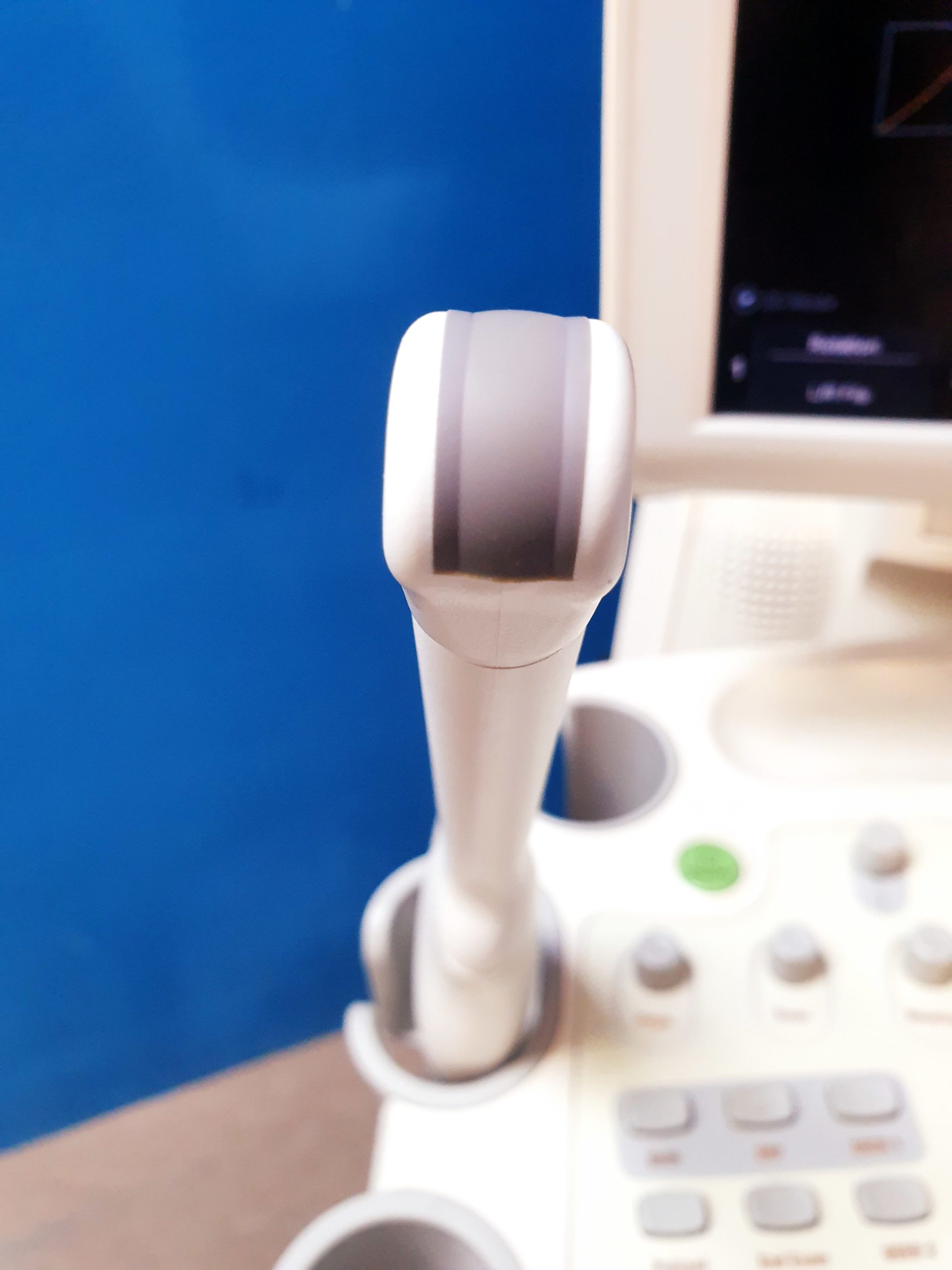 Sonoace Samsung L5-12EC + 3D4-8ET + EV4-910ED 3D 4D Ultraschallgerät – Bild 5