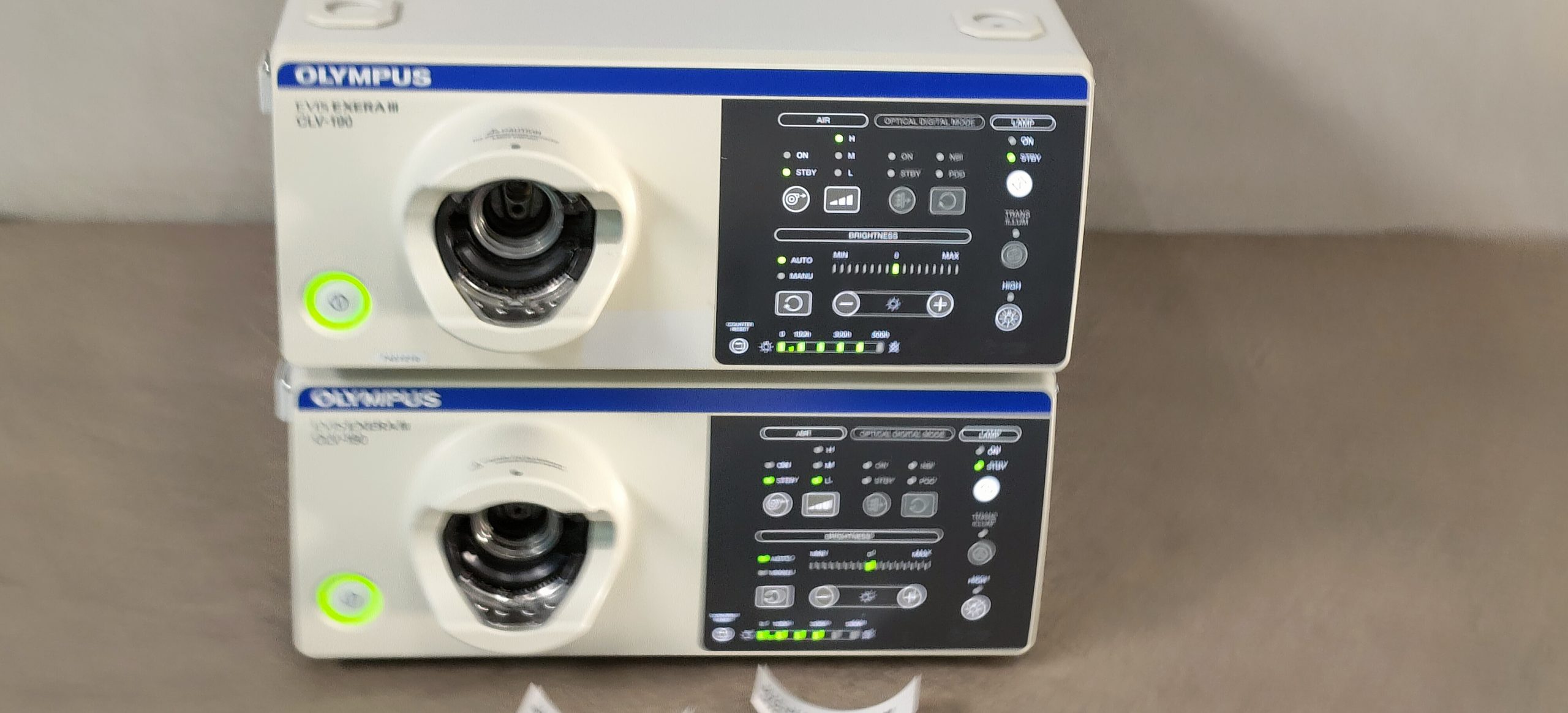 Olympus Evis Exera III CLV-190 Light Source – Bild 9