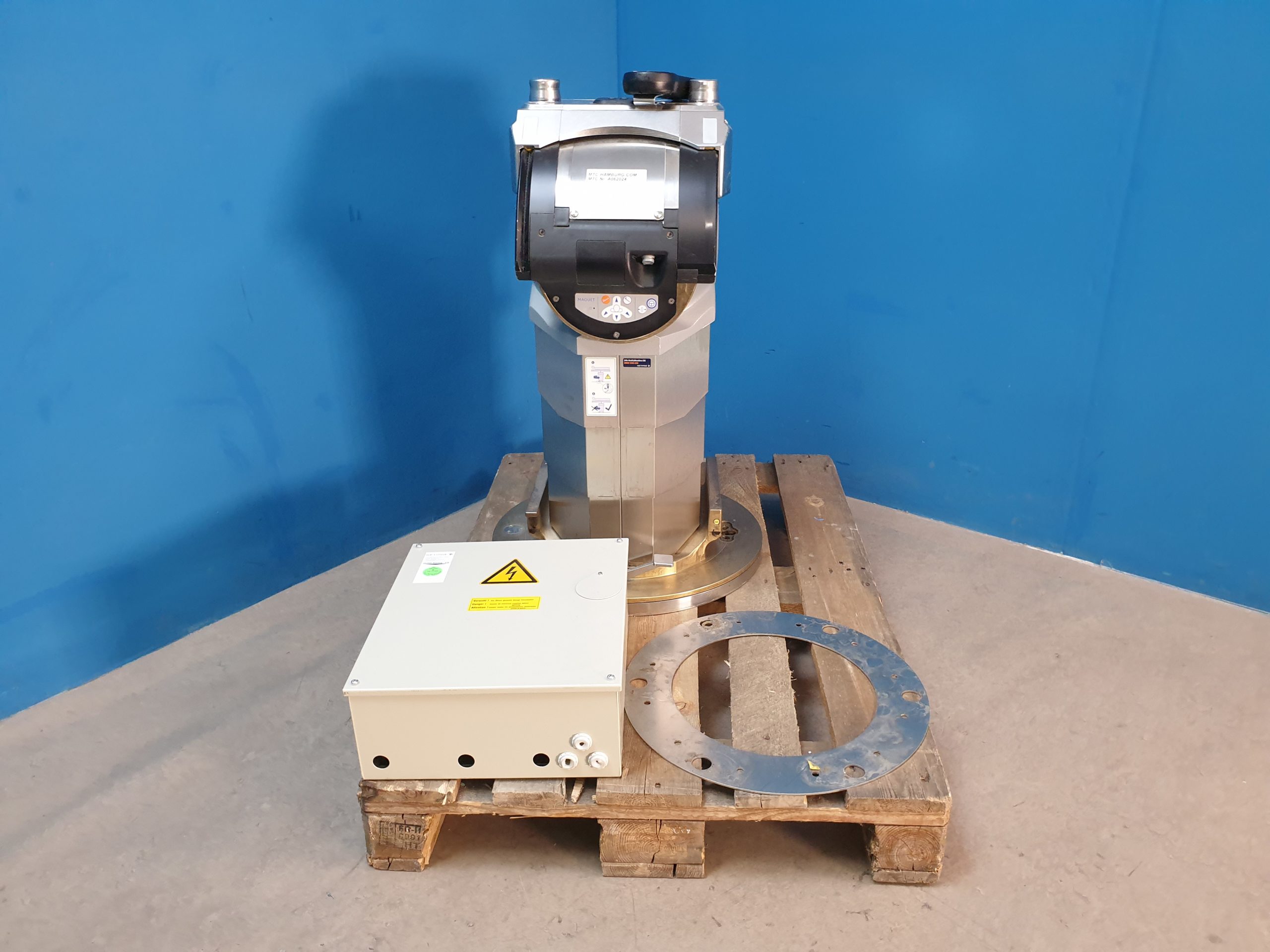 Maquet 1180.01B1 Op Tisch Säule - mit Steuerungskasten und Fernbedienung – Bild 3