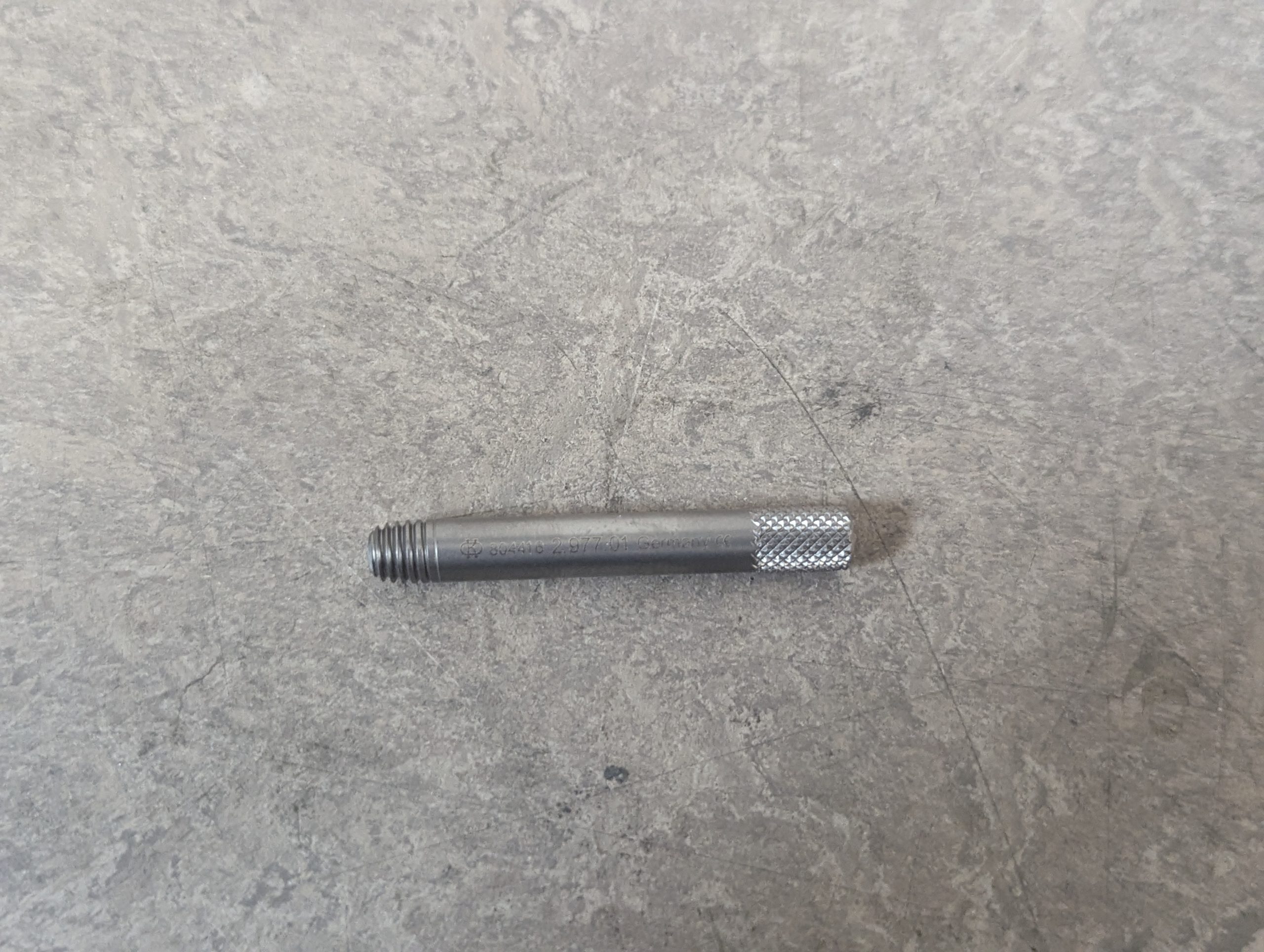 Königs Implantate Schraubenbank für Großfragment aus Stahl Art Nr 19.157.00S8 – Bild 12