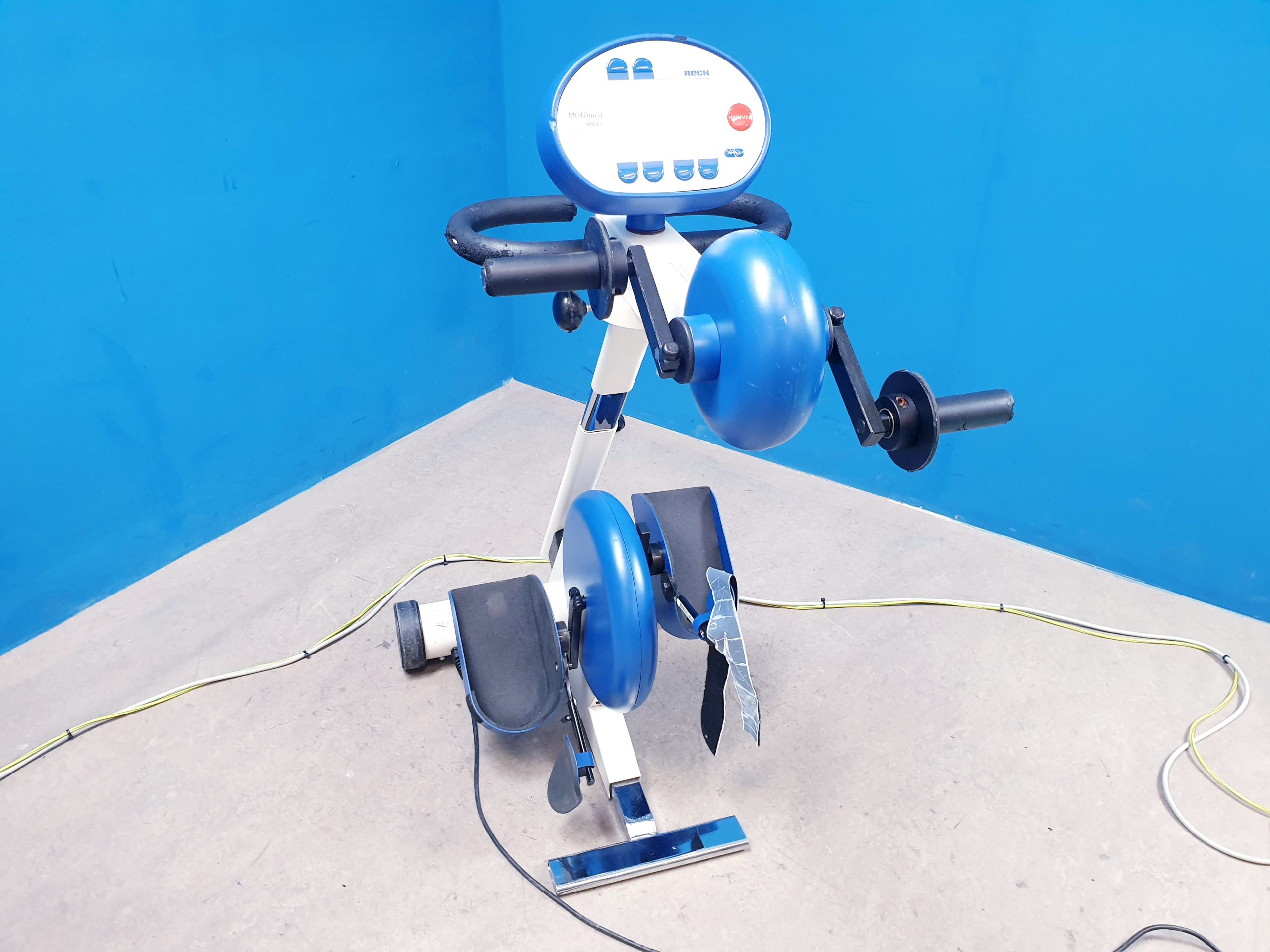 MOTOmed Viva 2 Arm- und Beintrainer Bewegungstrainer Therapie