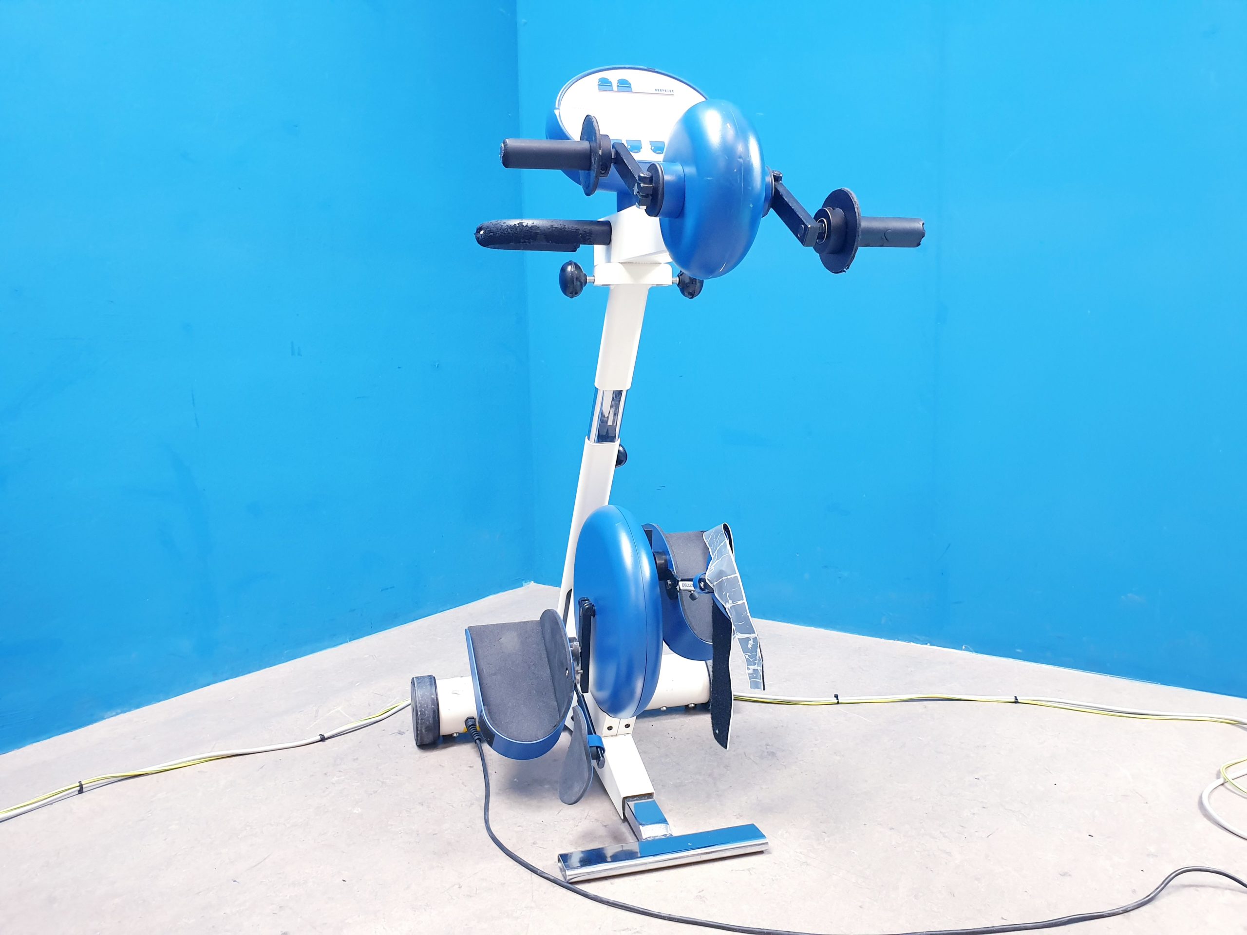 MOTOmed Viva 2 Arm- und Beintrainer Bewegungstrainer Therapie – Bild 9