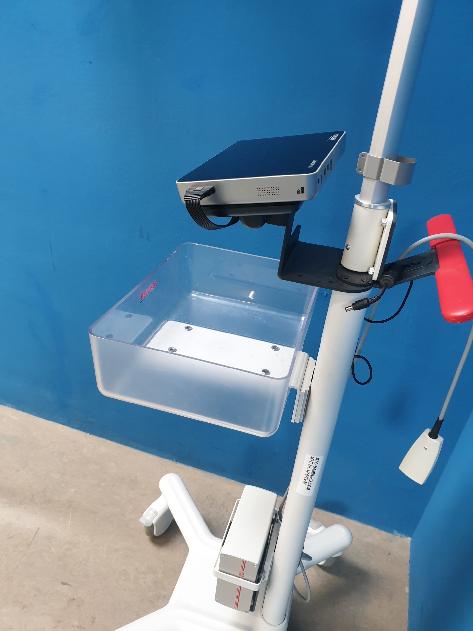 Schiller Cardiovit FT-1 EKG + DT100 80 Sauganlage – Bild 3