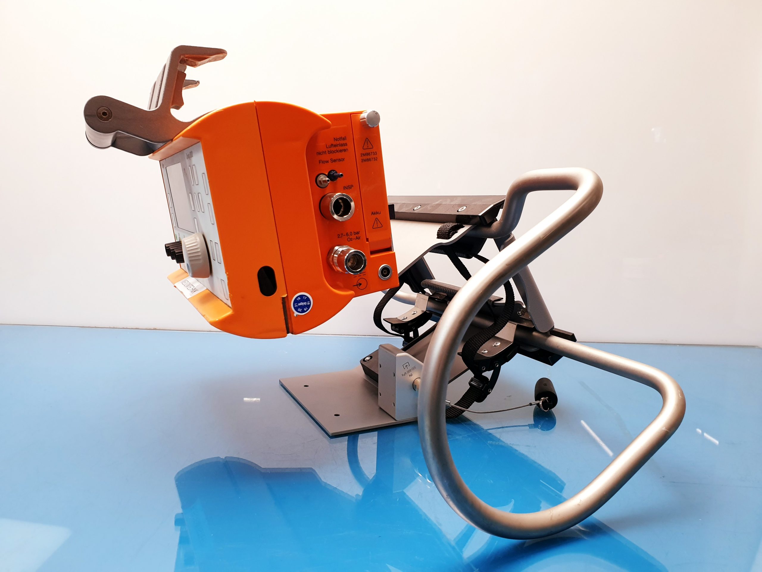 Dräger - Oxylog 3000 - Notfallbeatmungsgerät Defekt – Bild 6