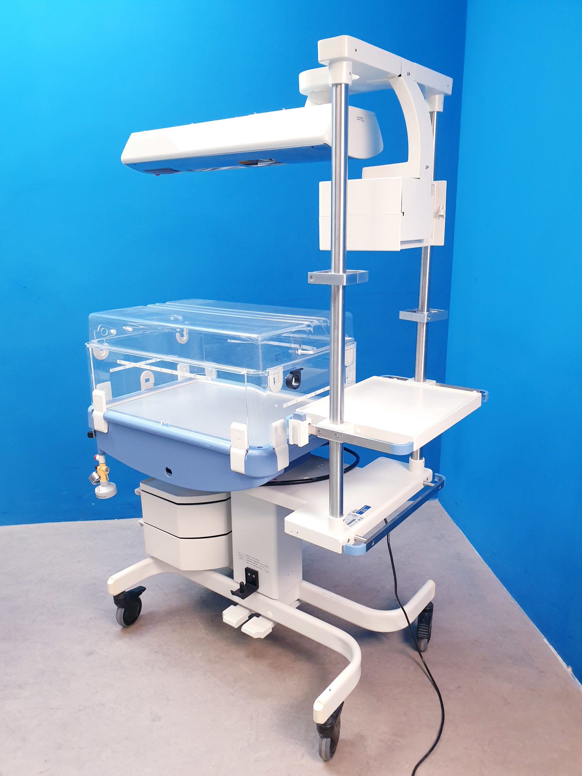 Dräger Babytherm 8000, fahrbare Reanimationseinheit für Neugeborene mit Wärmestrahler – Bild 8