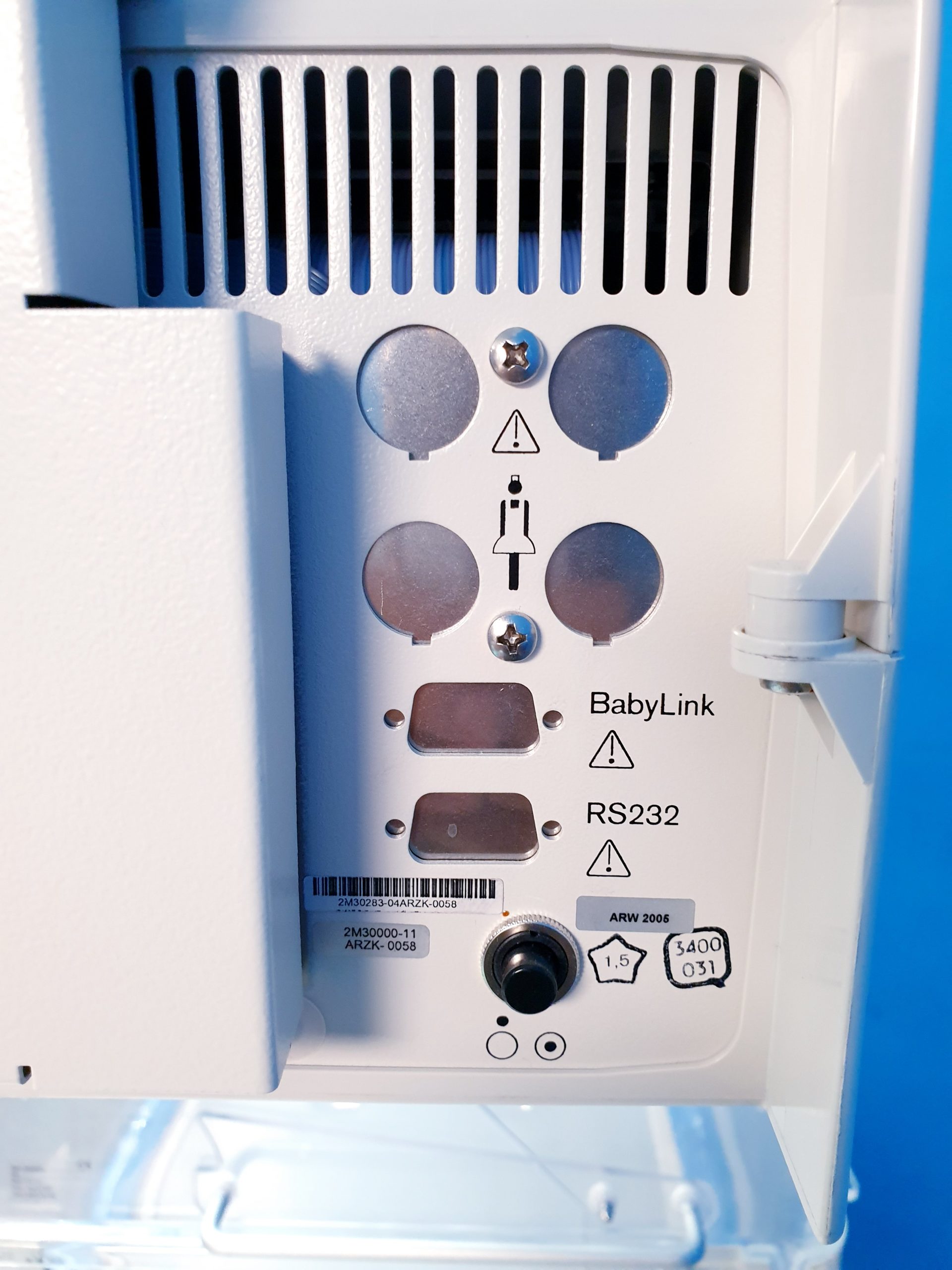 Dräger Babytherm 8000, fahrbare Reanimationseinheit für Neugeborene mit Wärmestrahler – Bild 19