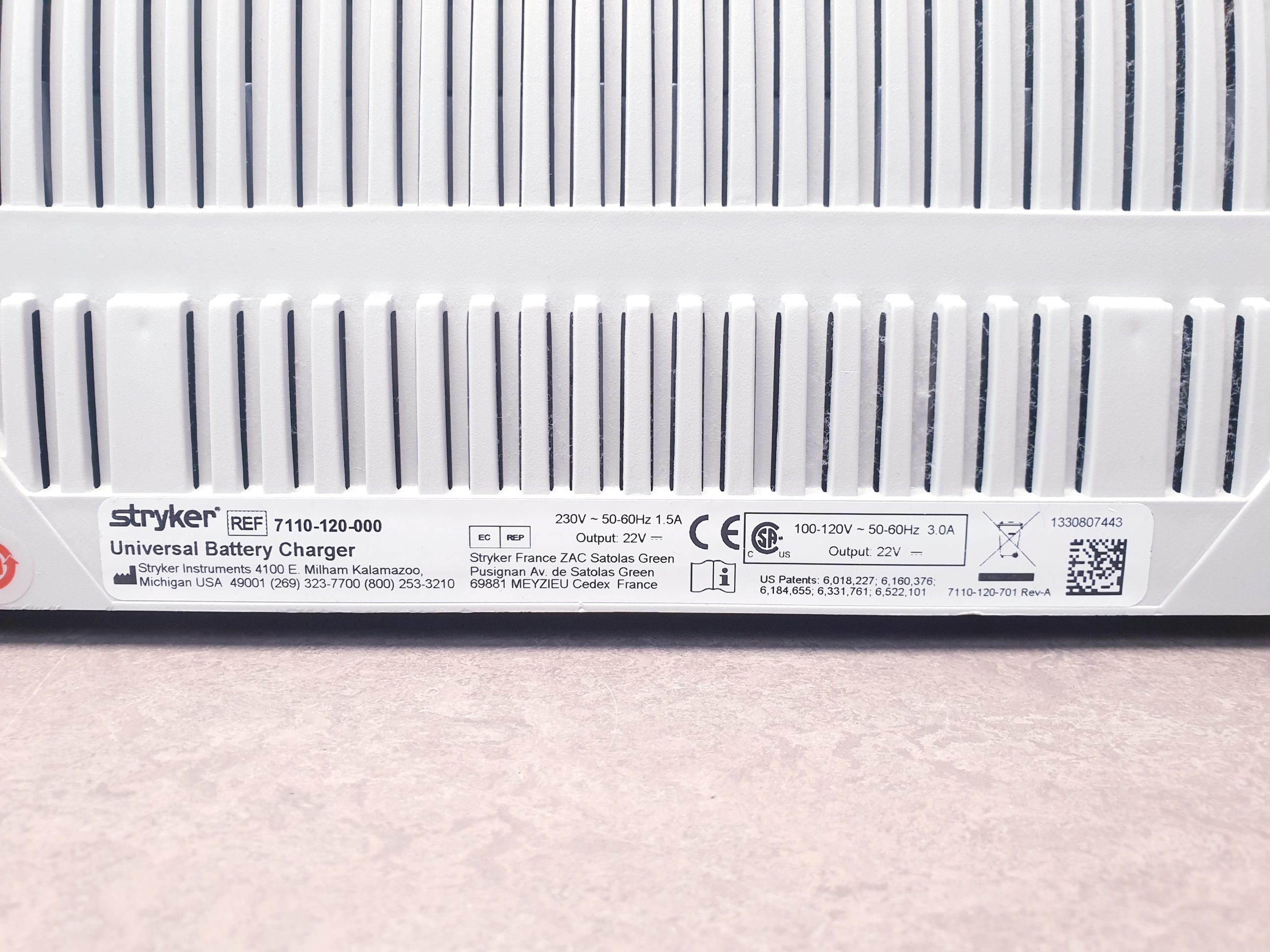 Stryker 7110-120-000 System 7 Universal Charger Battery Batterie Ladegerät - 1450 - E1000 – Bild 7