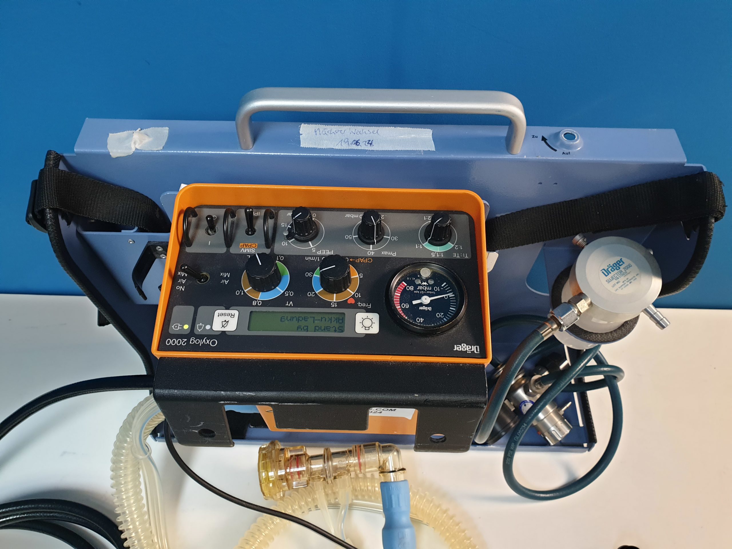 Dräger Draeger Oxylog 2000 mit Traggestellt ,Beatmungsgerät – Bild 4
