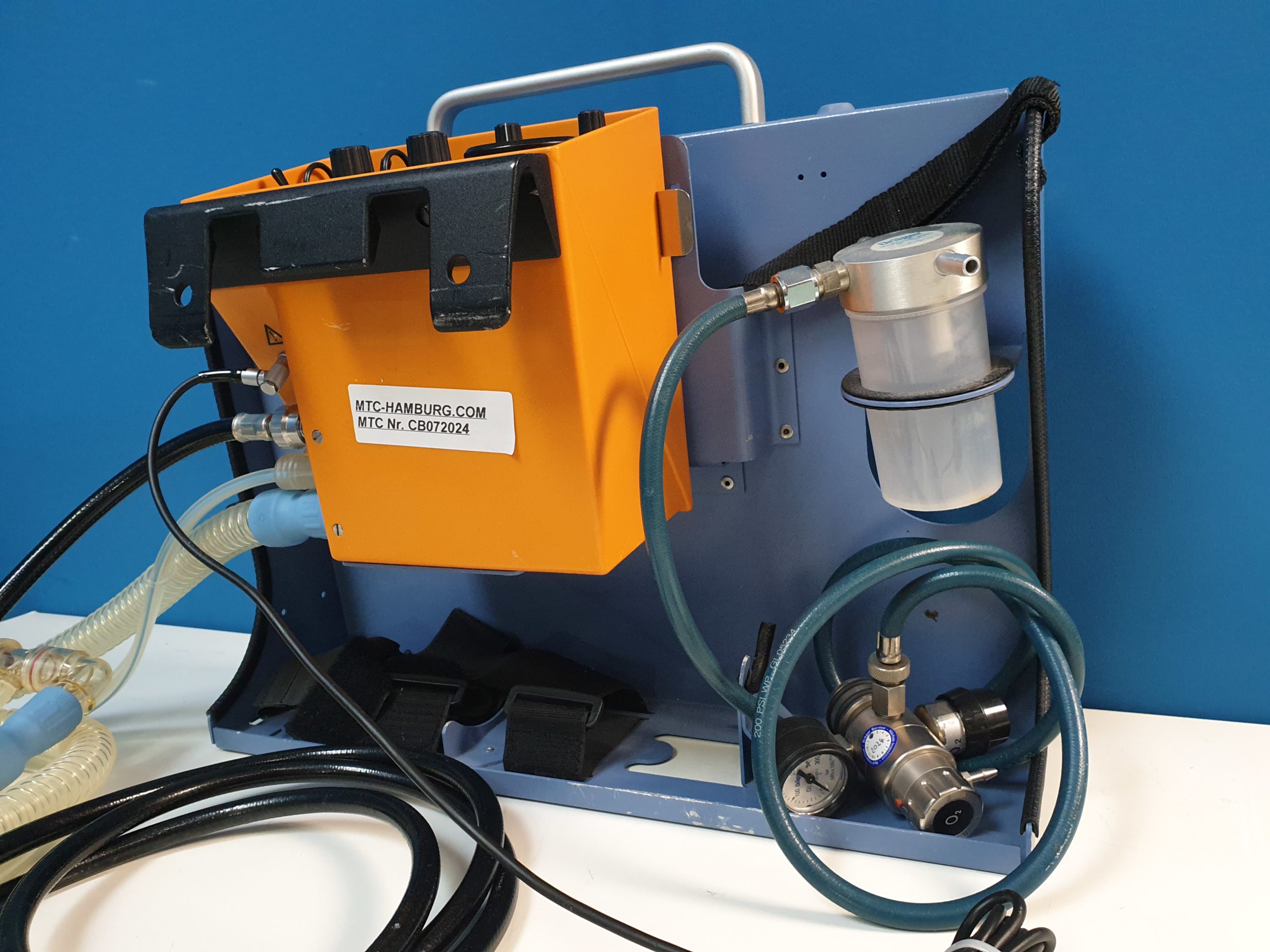 Dräger Draeger Oxylog 2000 mit Traggestellt ,Beatmungsgerät – Bild 7