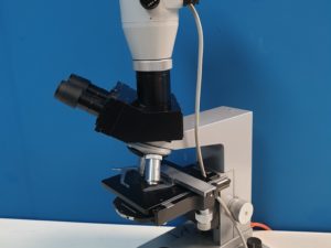 Leitz Wetzlar Sm-Lux Mikroskop  020-441.010