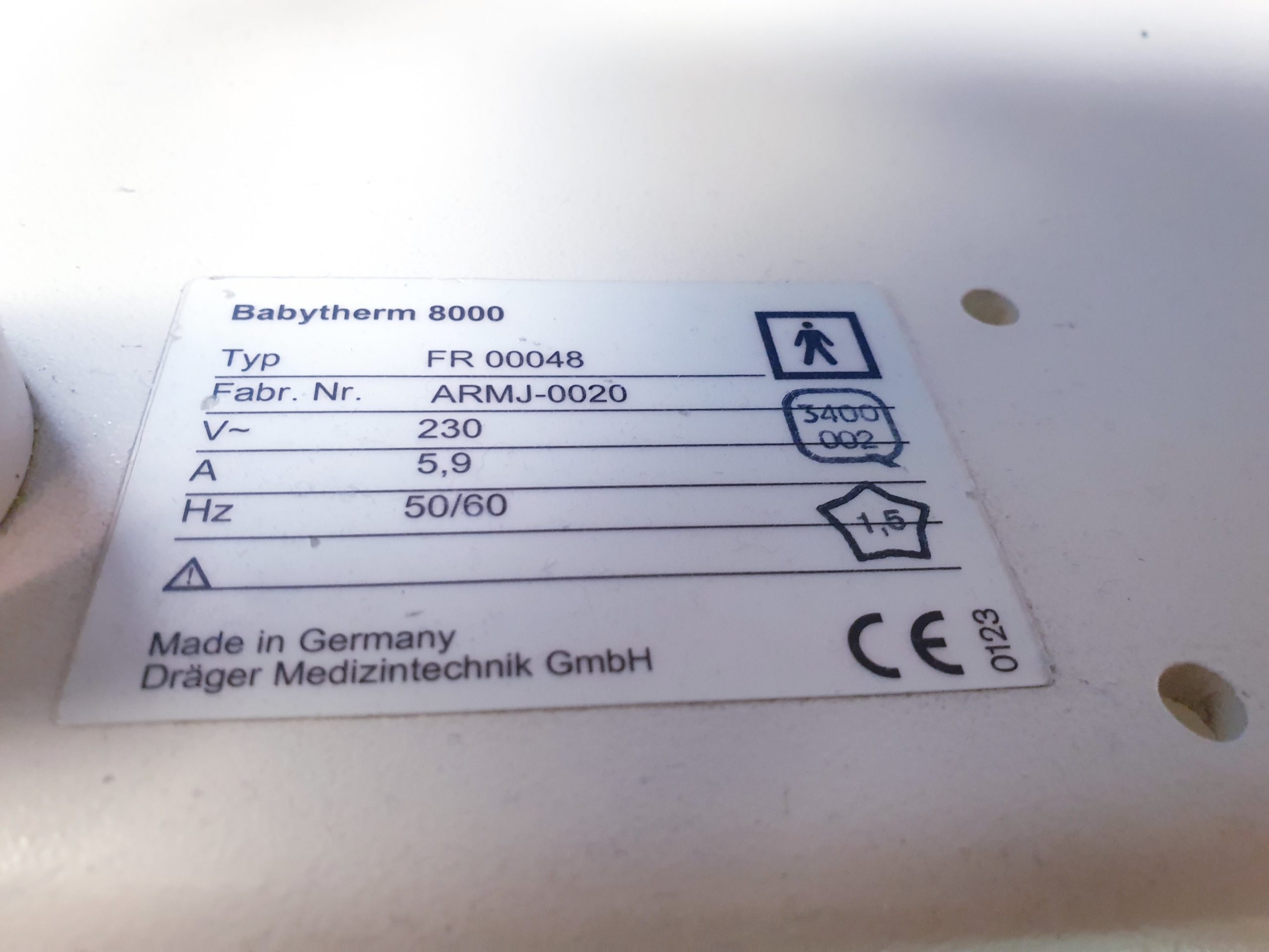 Dräger Babytherm 8000 fahrbare Reanimationseinheit für Neugeborene mit Wärmestrahler – Bild 18