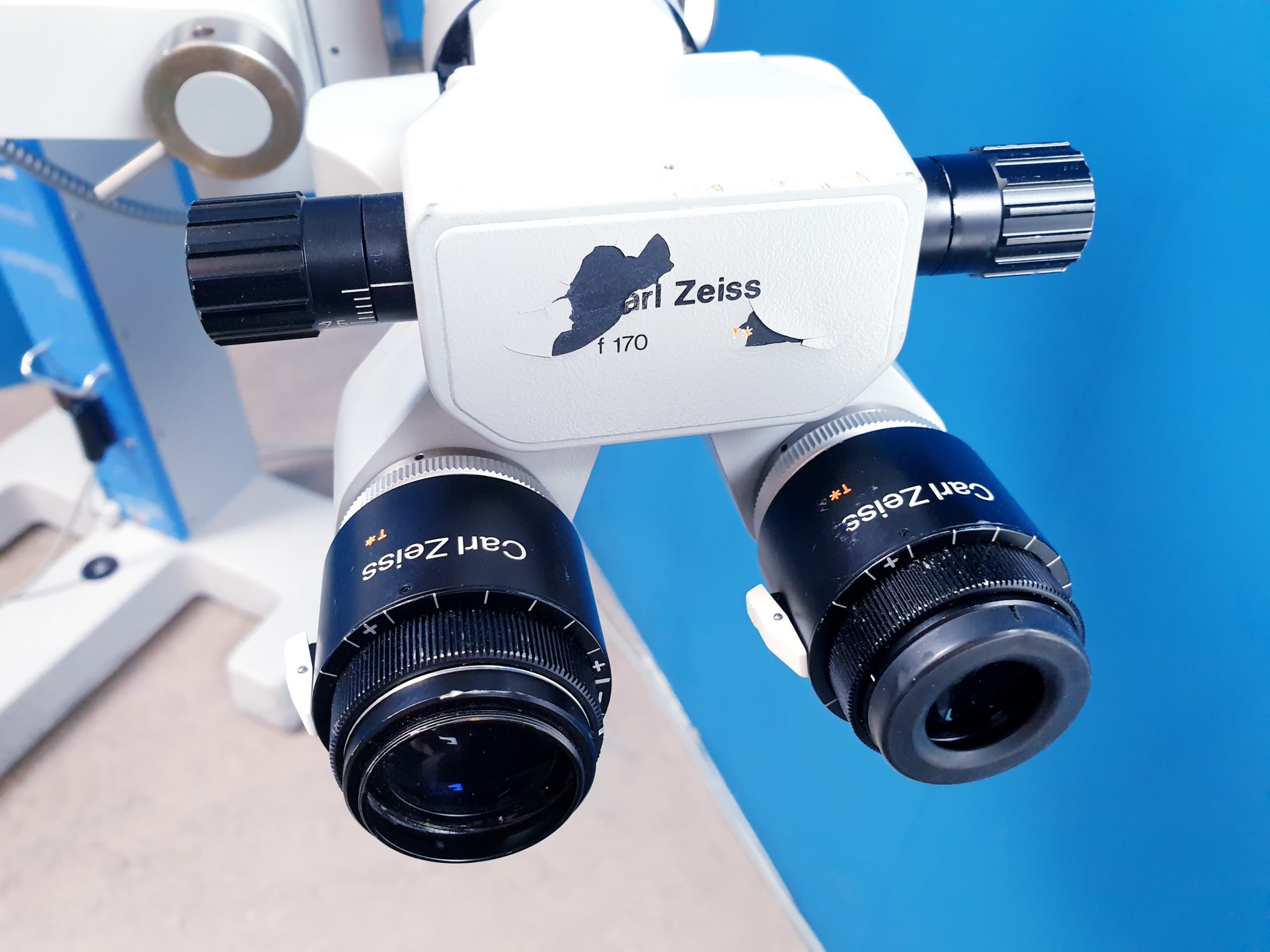 Zeiss Opmi MD auf S3 Stativ - mit mitbeobachter – Bild 13