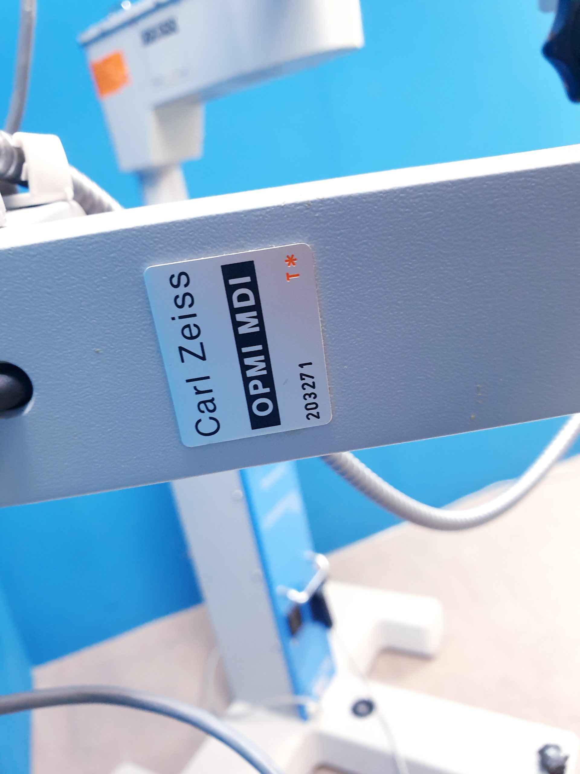 Zeiss Opmi MD auf S3 Stativ - mit mitbeobachter – Bild 16