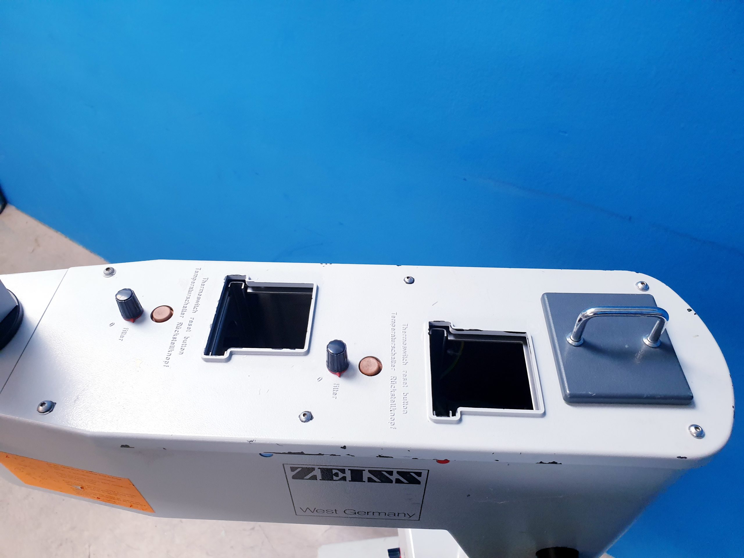 Zeiss Opmi MD auf S3 Stativ - mit mitbeobachter – Bild 24