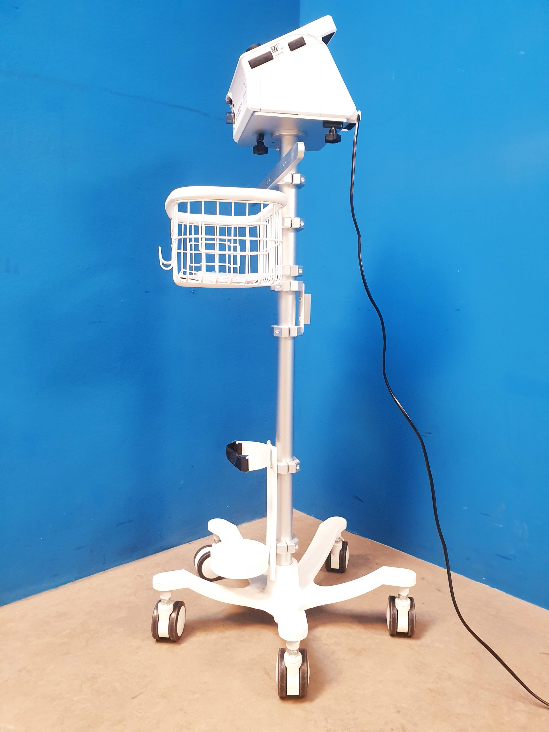 Löwenstein VENT 50-C - V50-C1 mit Rollbarem Gestell DOM 2020 – Bild 7