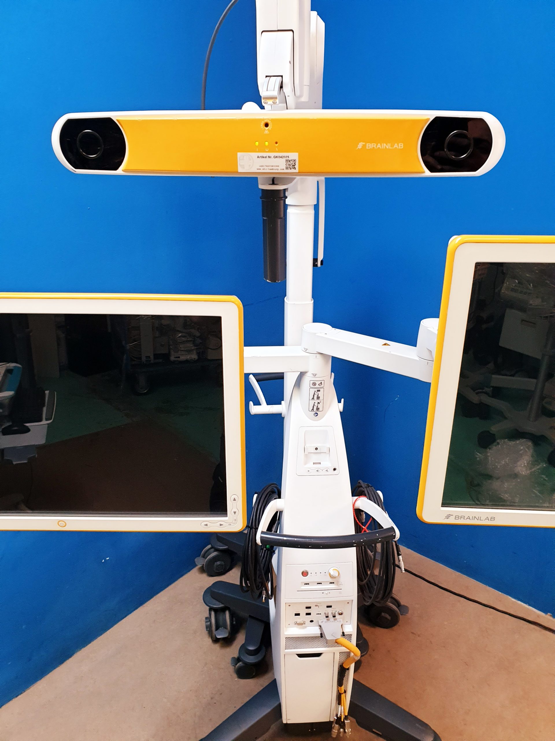 BRAINLAB Curve Chirurgisches Navigationssystem – Bild 3