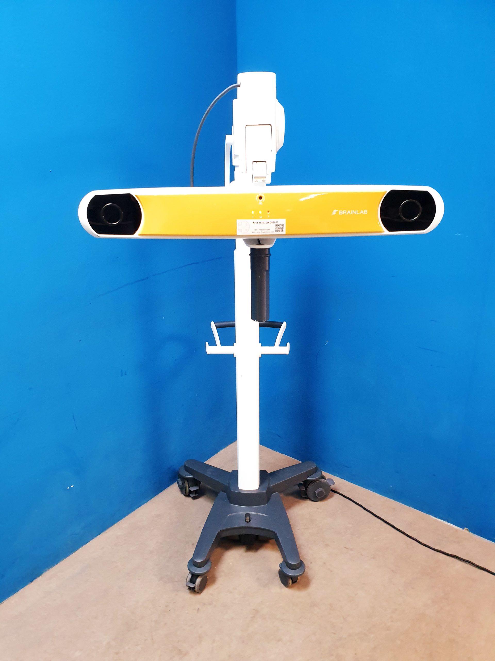 BRAINLAB Curve Chirurgisches Navigationssystem – Bild 6