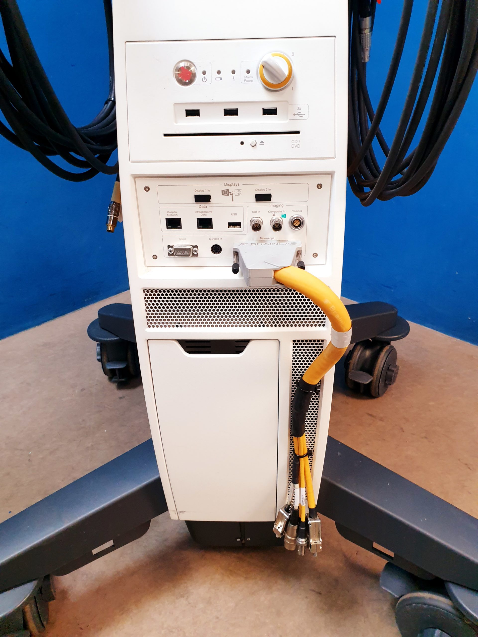 BRAINLAB Curve Chirurgisches Navigationssystem – Bild 13