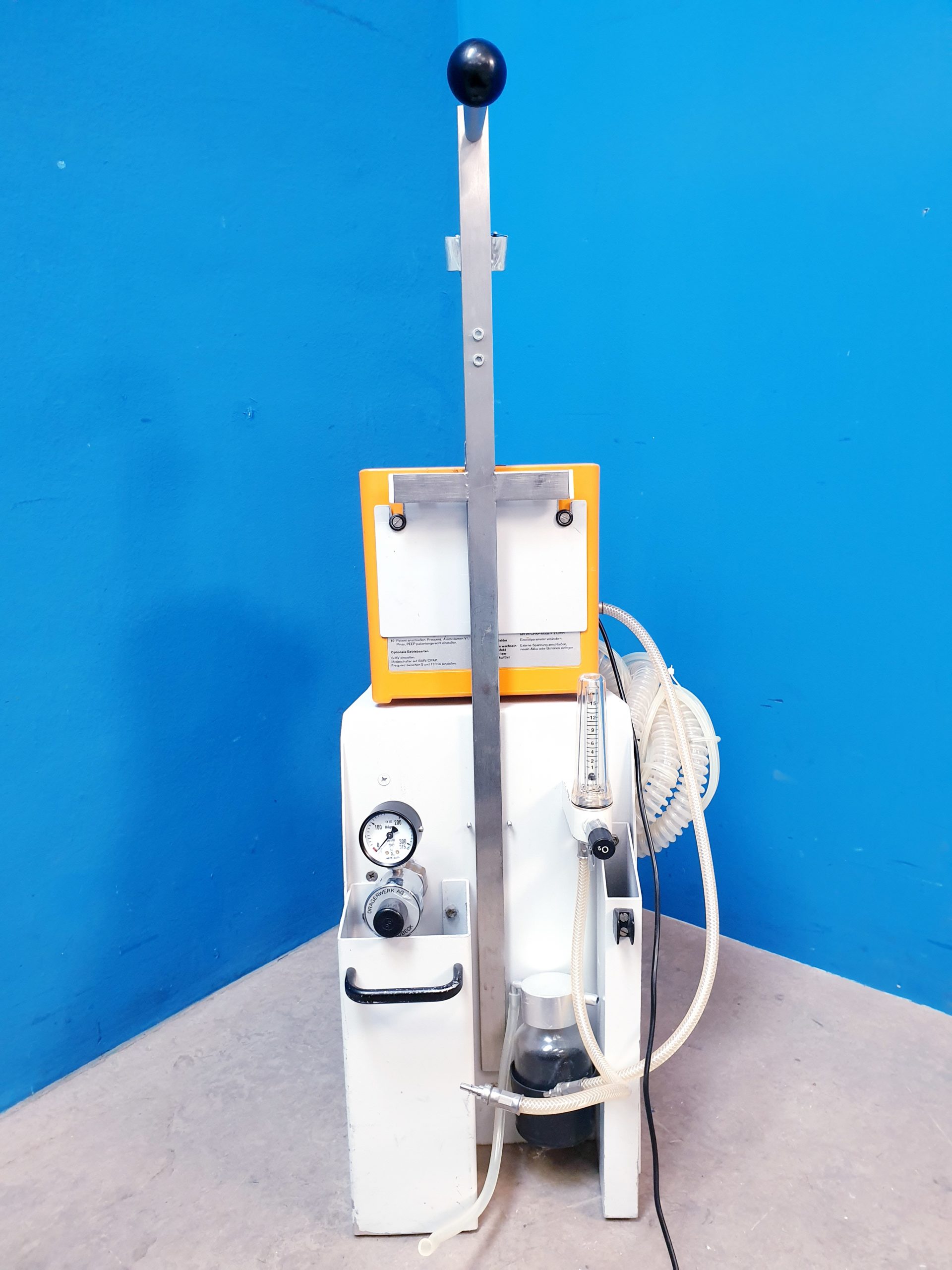 Draeger-Dräger Oxylog 2000 Notfallbeatmungsgerät - auf Fahrbarem Gestell – Bild 12