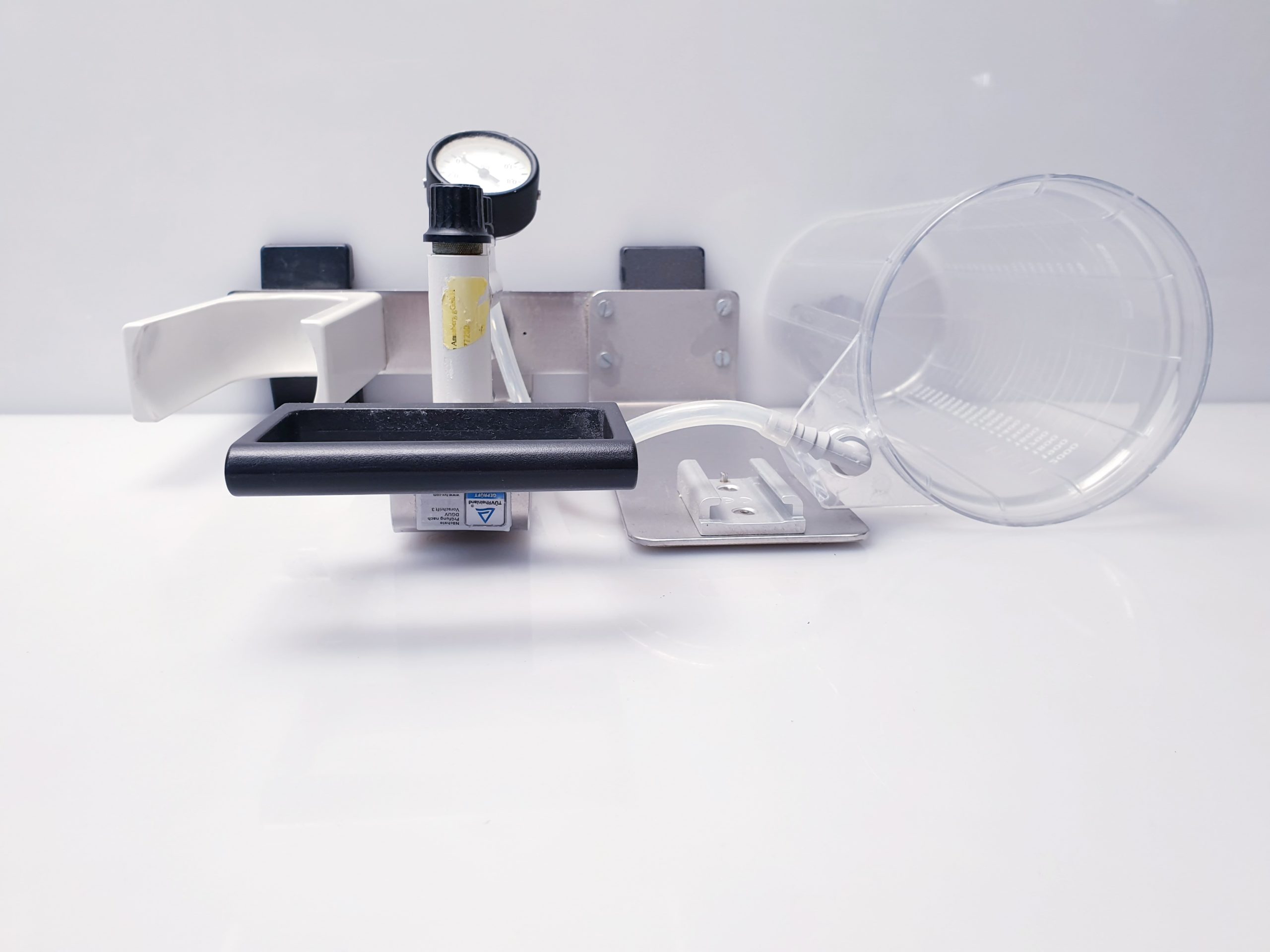 Dräger - VAC Absaugung für Narkosegerät – Bild 11