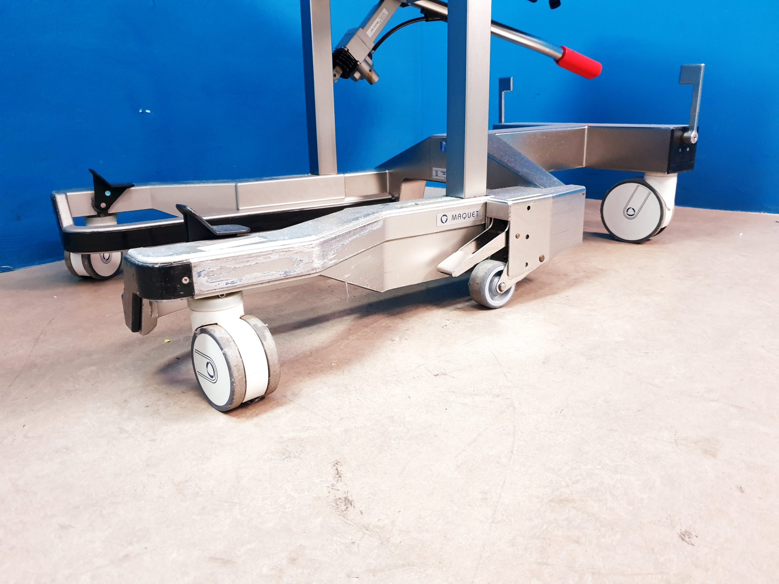 Maquet 1150.10A0 + 114061C0 Op Tischplatte Lafette – Bild 9