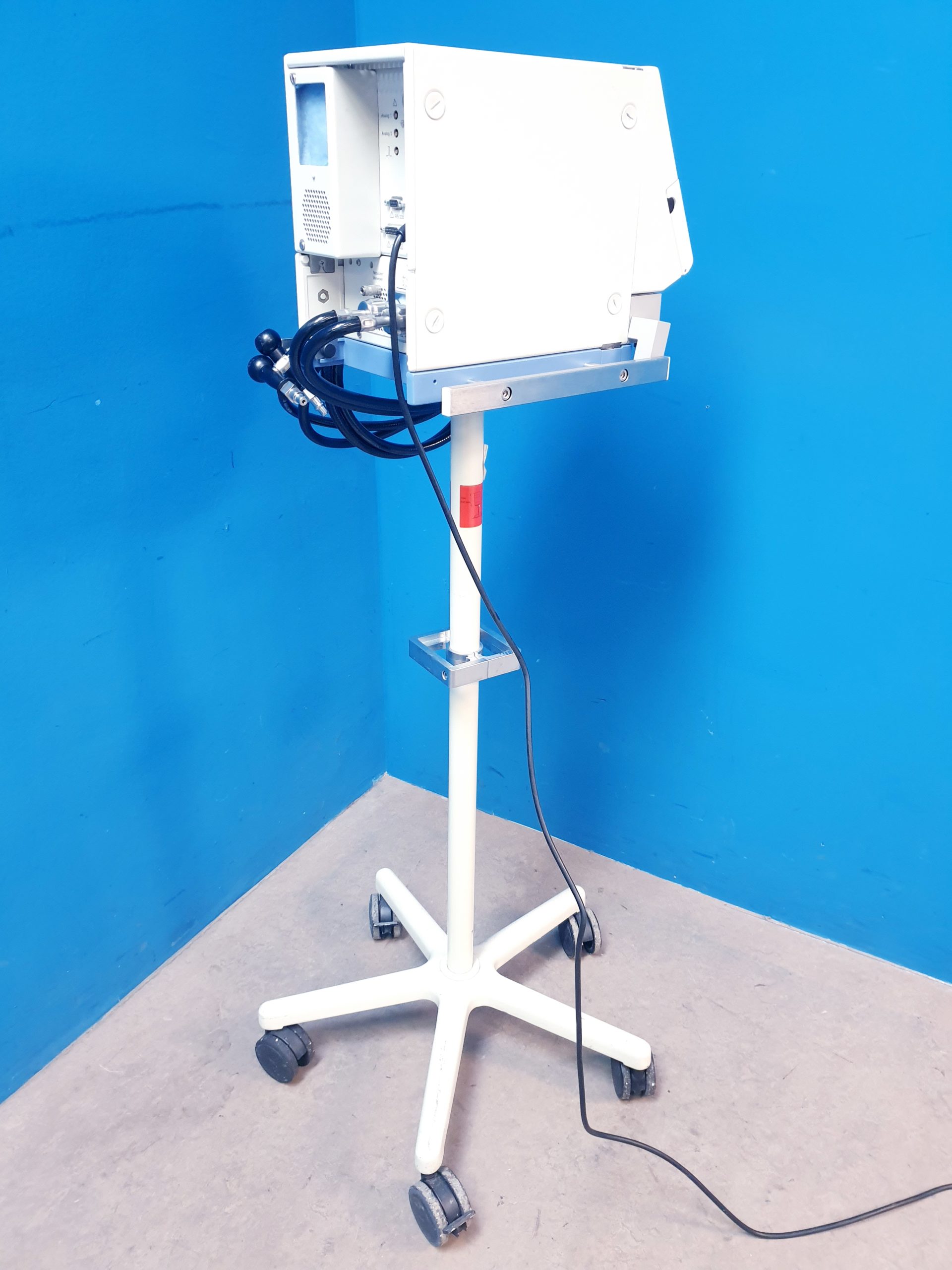 Draeger-Dräger Beatmungsgerät Dräger Babylog 8000 plus+fahrbarem Stativ – Bild 8