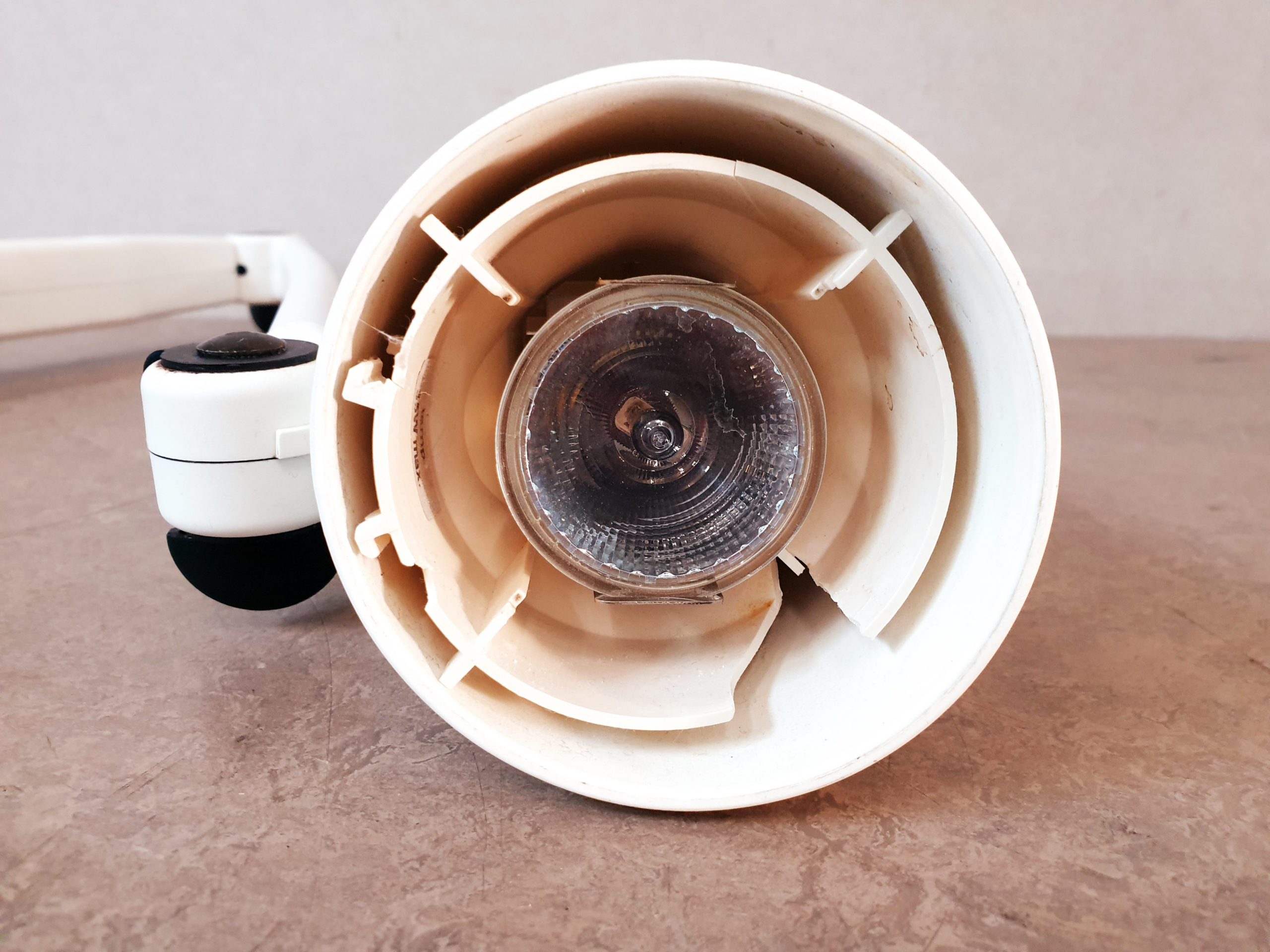 Derung Untersuchungslampe – Bild 6