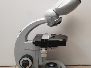 Zeiss - Labormikroskop - Mikroskop - Tischmikroskop