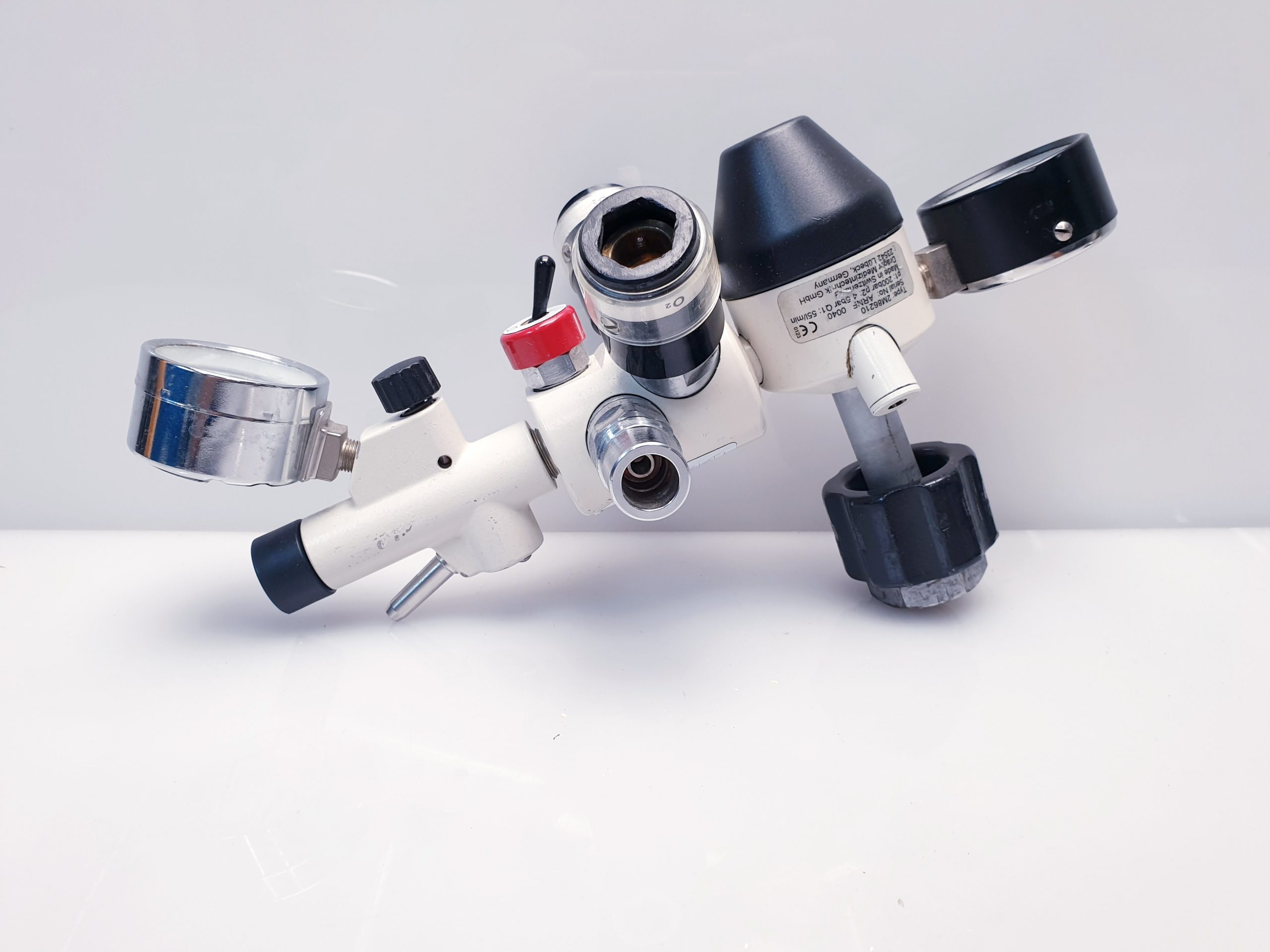 Draeger - Dräger 2M86210 Druckminderer Verteiler 2x Anschlüsse + 2x Brometer – Bild 6