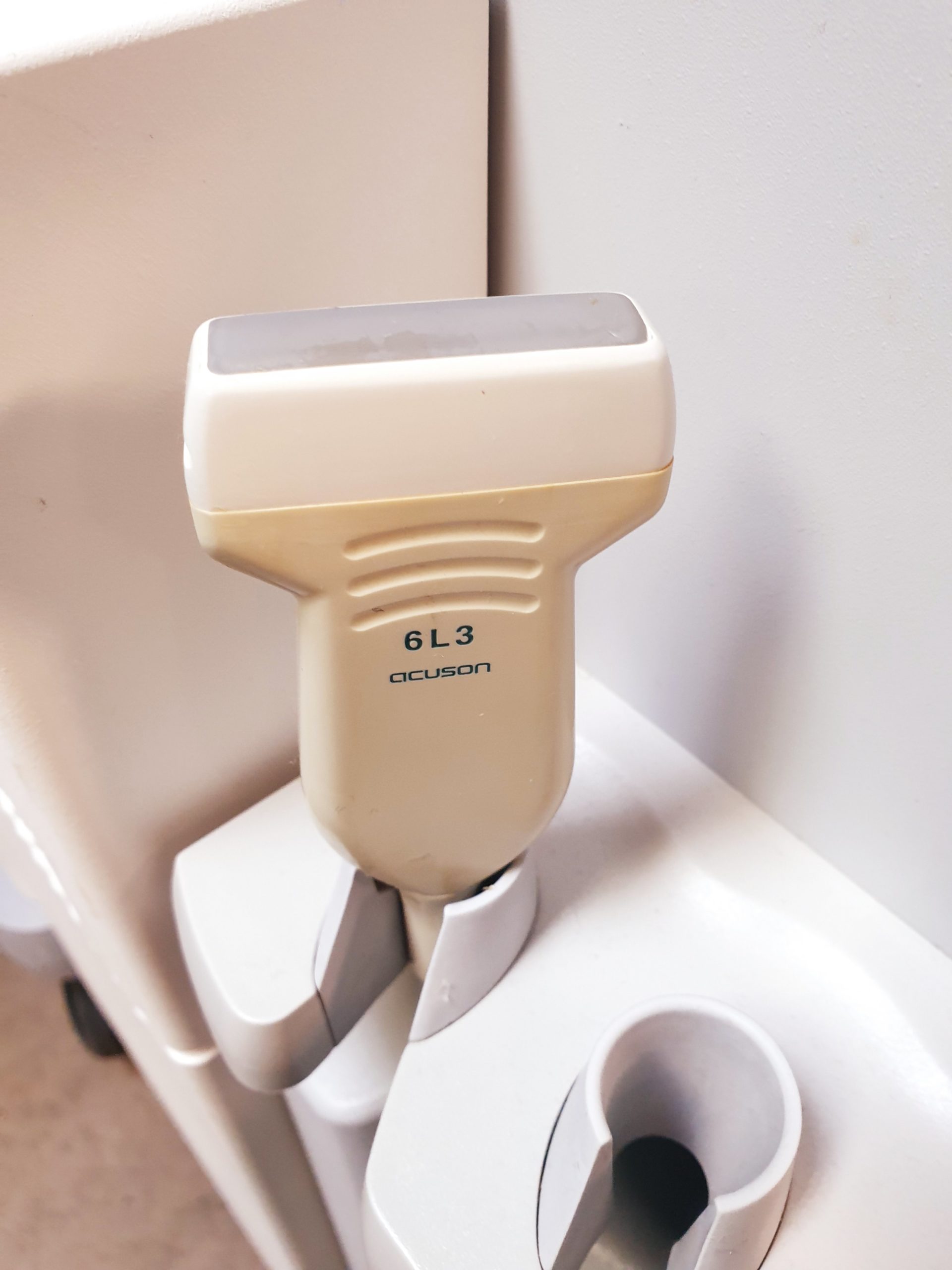 Siemens Acuson Sequoia 512 Farbdoppler + 4V1c + 4C1 + 6L3 – Bild 11