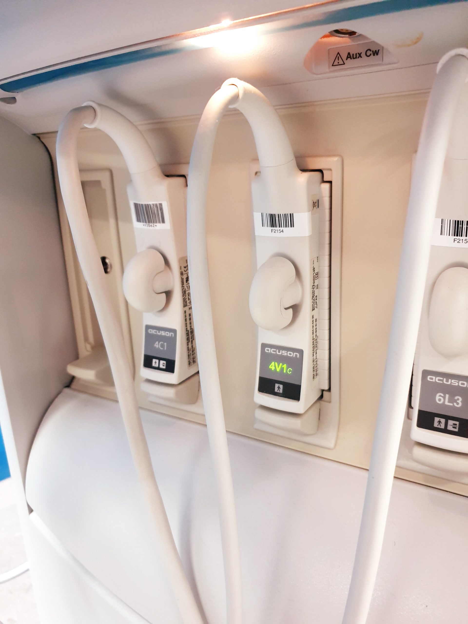 Siemens Acuson Sequoia 512 Farbdoppler + 4V1c + 4C1 + 6L3 – Bild 13