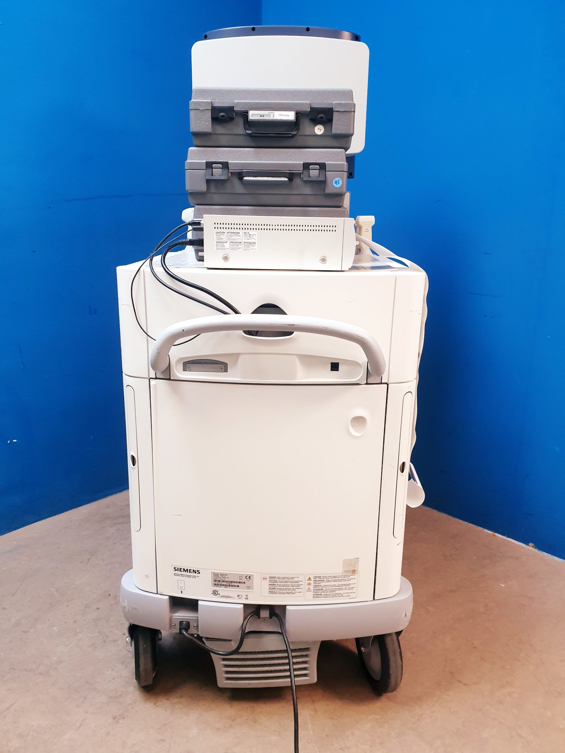 Siemens Acuson Sequoia 512 Farbdoppler + 4V1c + 4C1 + 6L3 – Bild 26