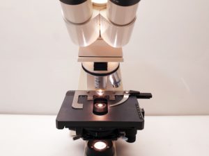 Zeiss Axiolab re 450905 Mikroskop