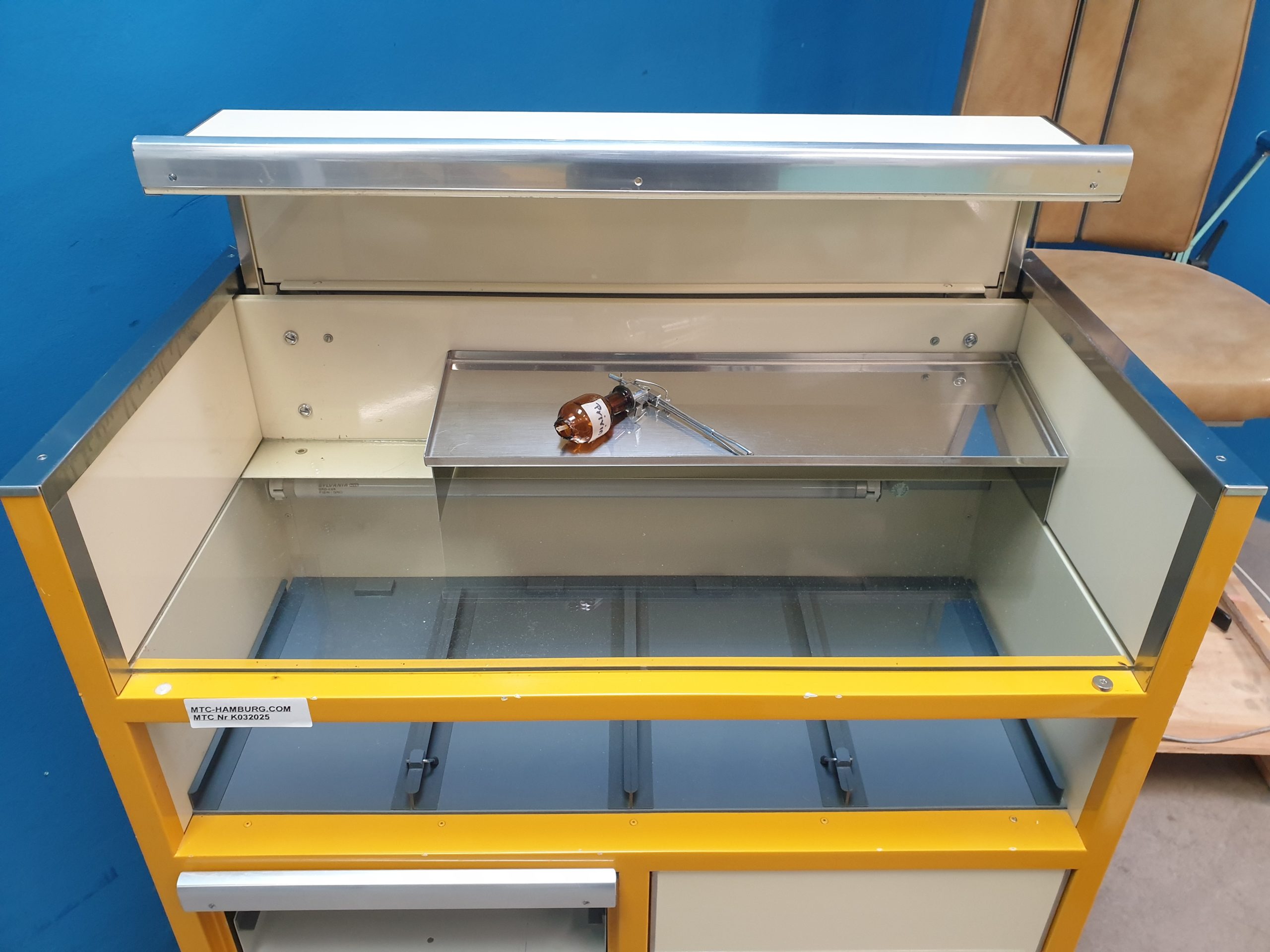 Atmos Practica 3 HNO Einheit + Instrumentenschrank, Mikroskop - Patientestuhl – Bild 16