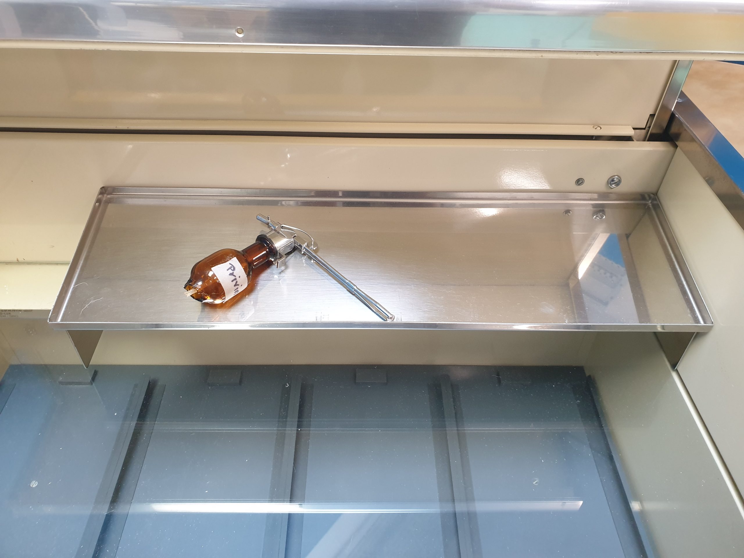 Atmos Practica 3 HNO Einheit + Instrumentenschrank, Mikroskop - Patientestuhl – Bild 18