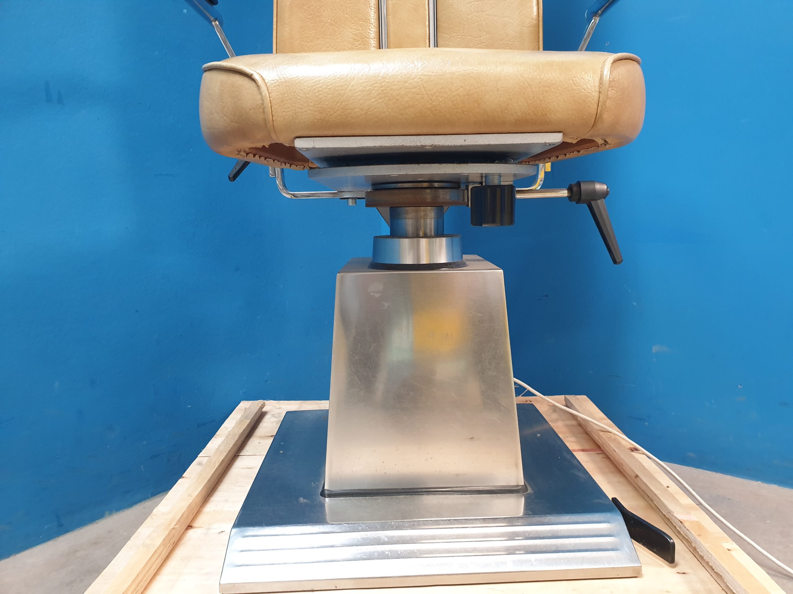 Atmos Practica 3 HNO Einheit + Instrumentenschrank, Mikroskop - Patientestuhl – Bild 22