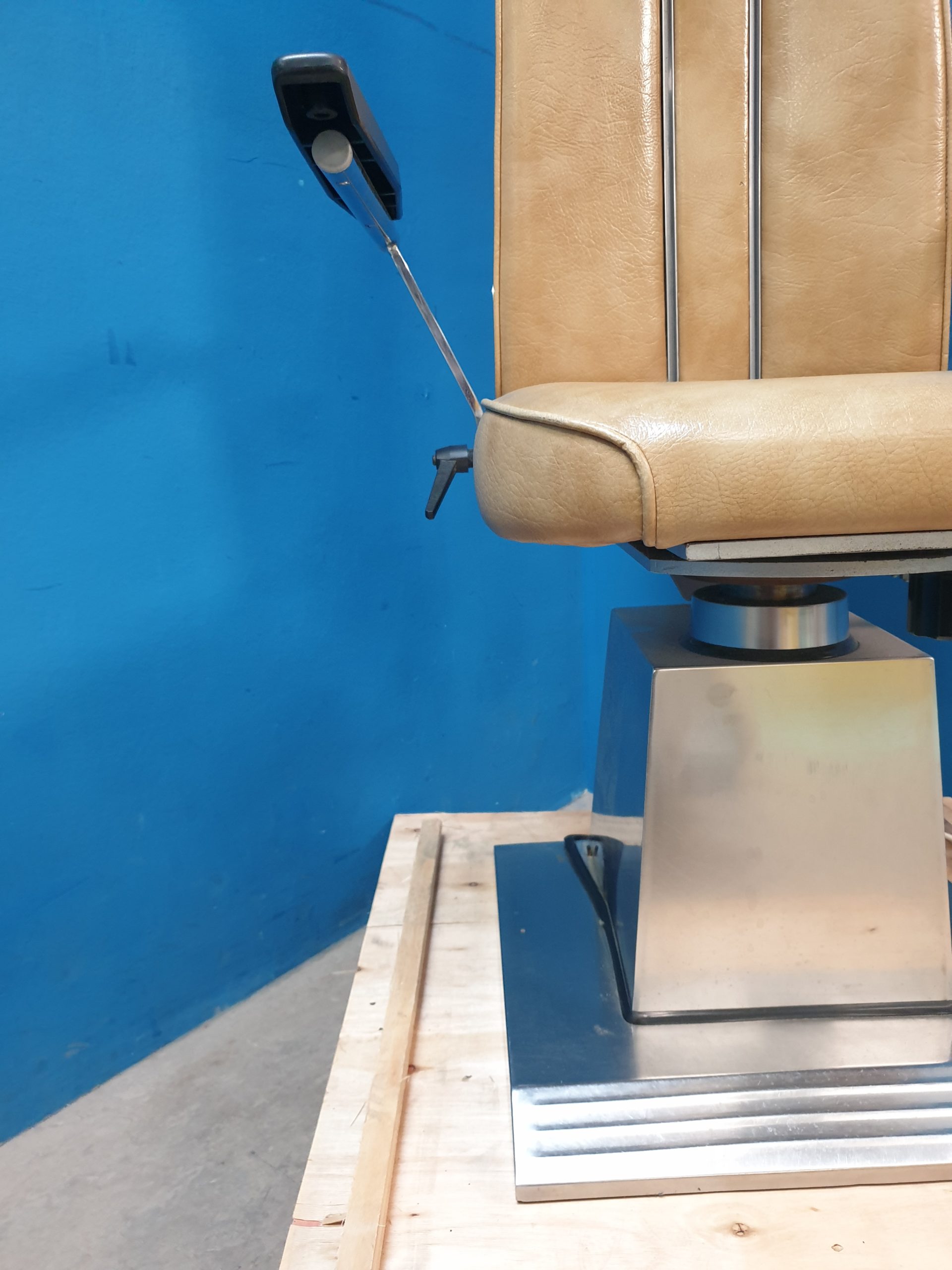 Atmos Practica 3 HNO Einheit + Instrumentenschrank, Mikroskop - Patientestuhl – Bild 25