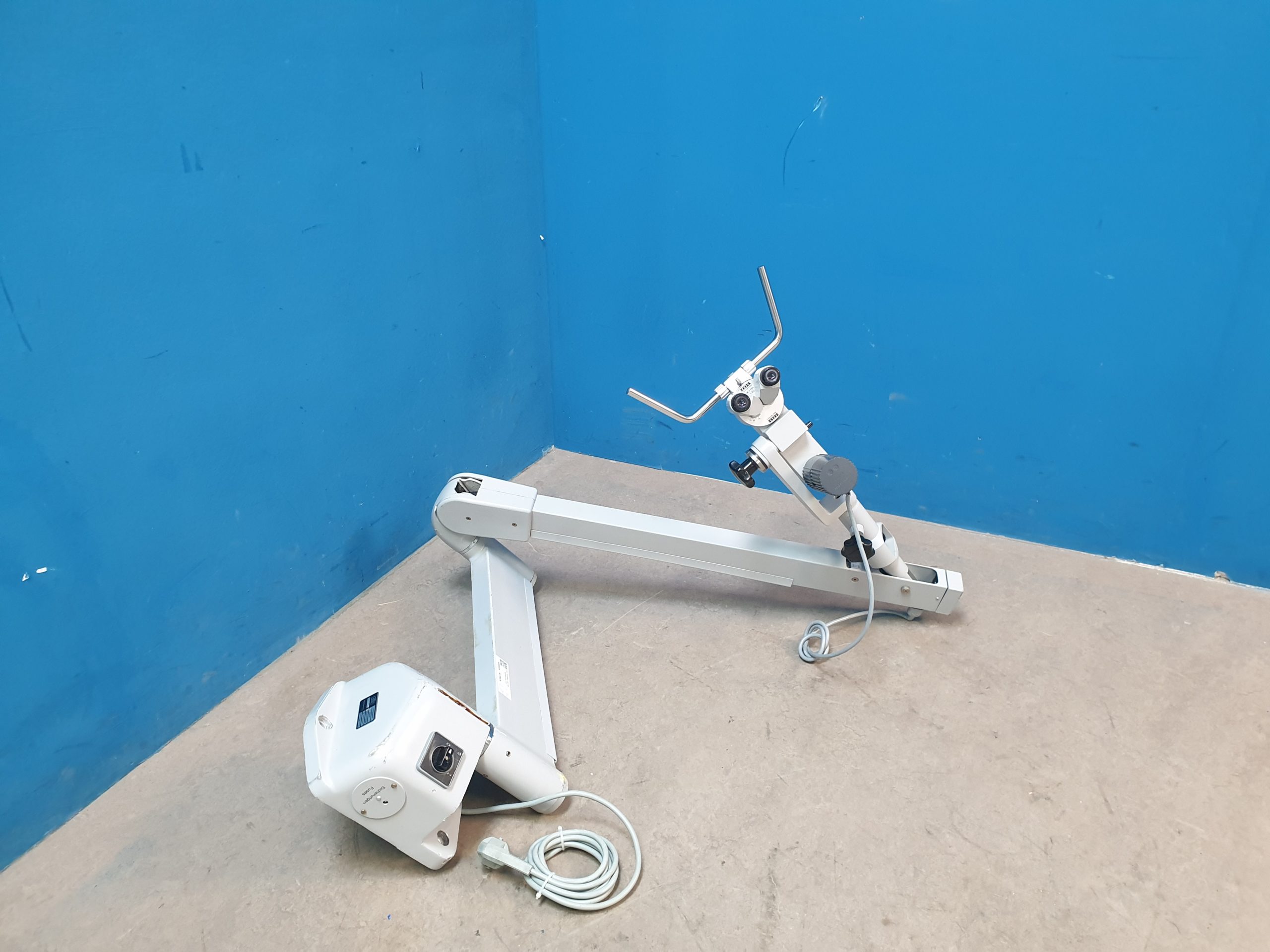 Atmos Practica 3 HNO Einheit + Instrumentenschrank, Mikroskop - Patientestuhl – Bild 27