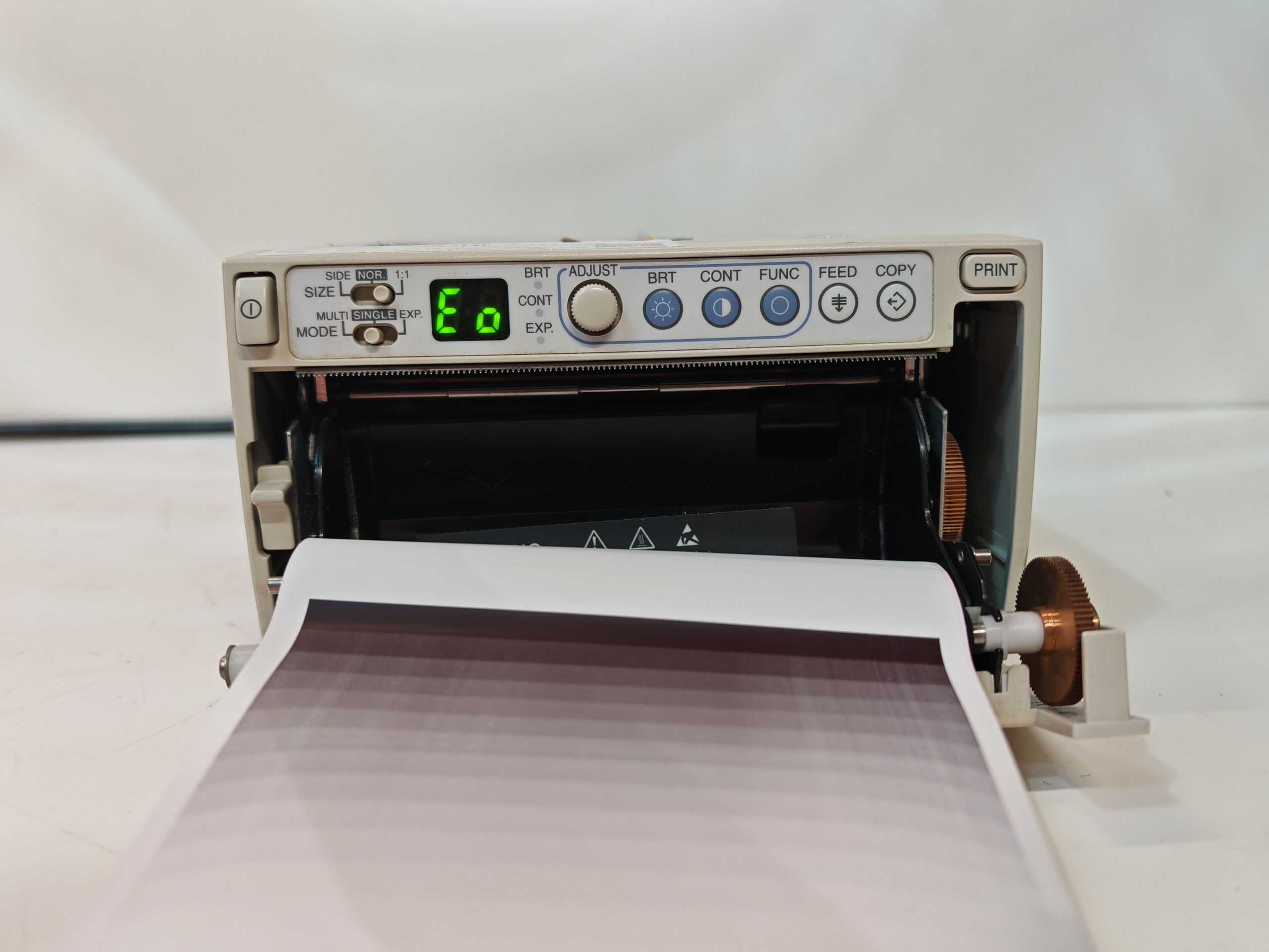 Mitsubishi P91 Monochrom Thermal Drucker – Bild 6